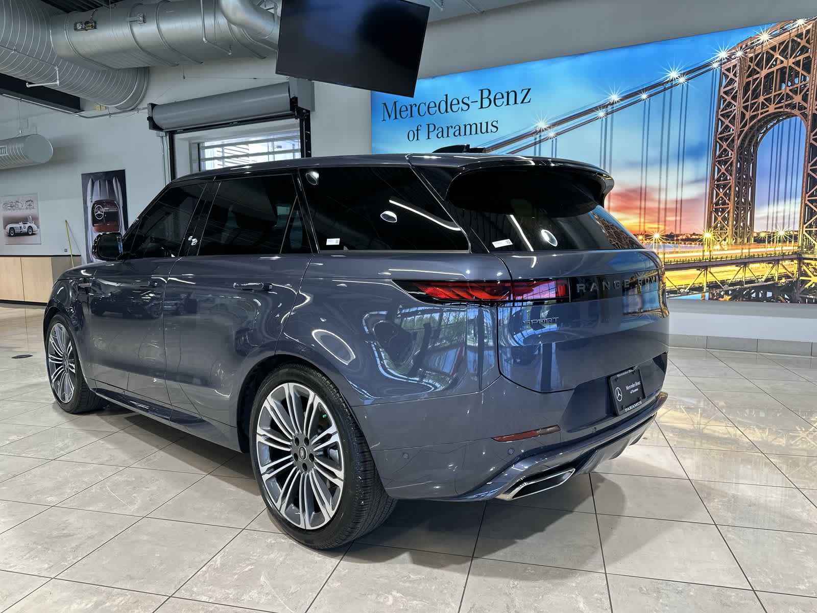 Thumbnail: 2025 Land Rover Range Rover Sport - 16