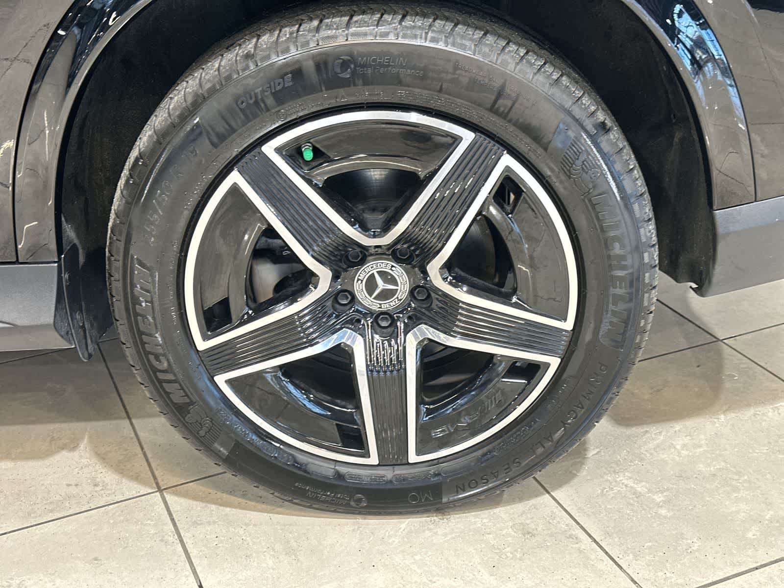 Thumbnail: 2025 Mercedes-Benz GLC - 20