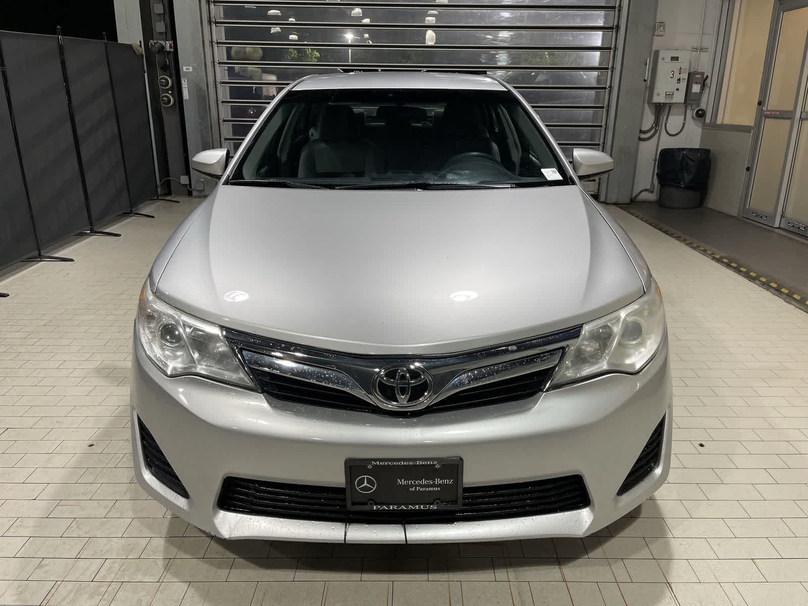 Thumbnail: 2012 Toyota Camry - 18