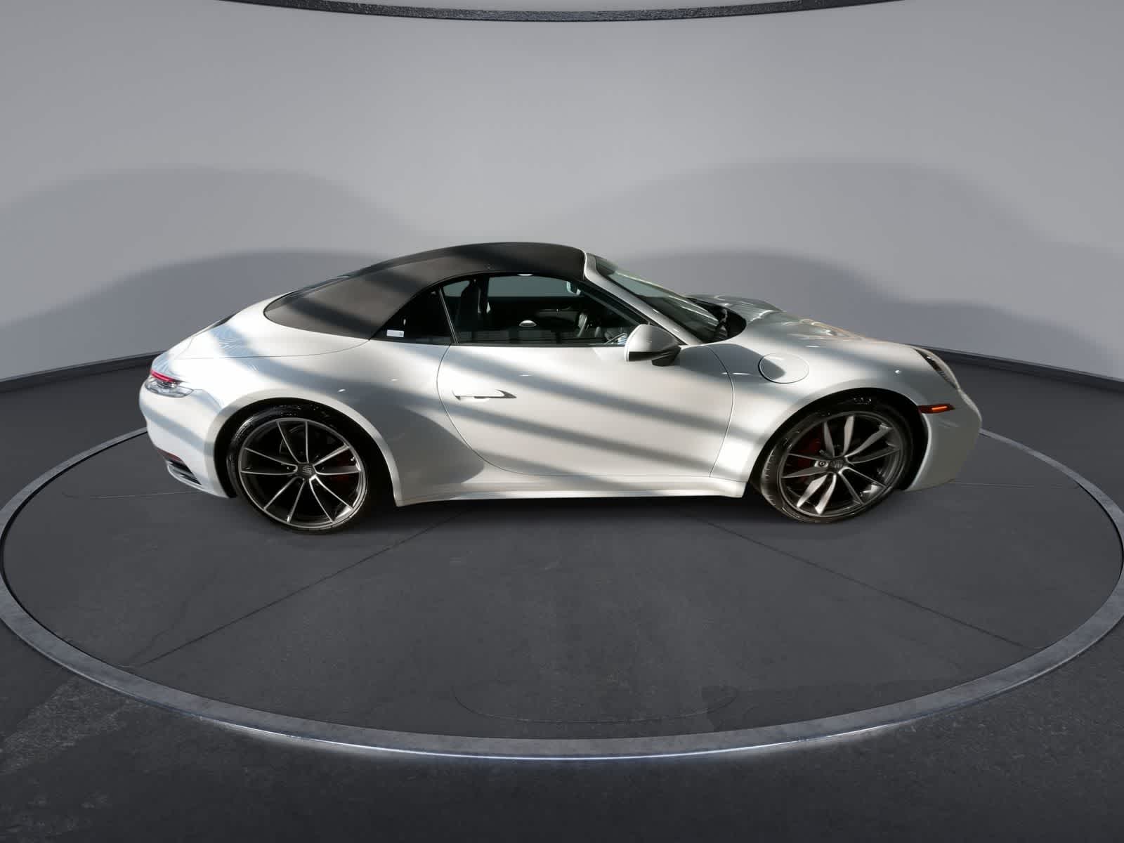 Thumbnail: 2020 Porsche 911 - 13