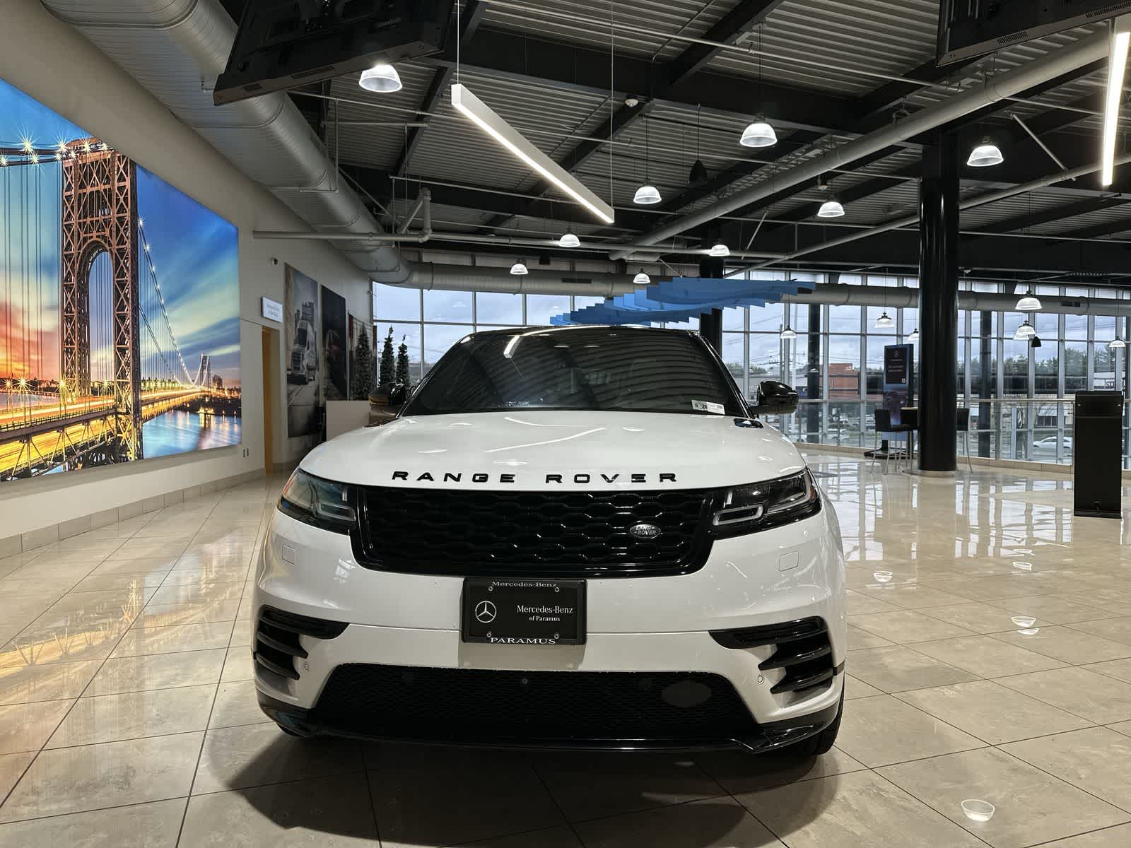 Thumbnail: 2021 Land Rover Range Rover Velar - 18