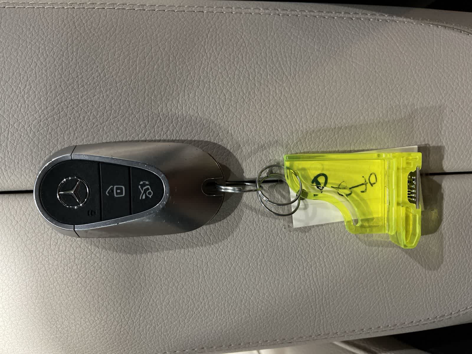 Thumbnail: 2023 Mercedes-Benz C-Class - 32