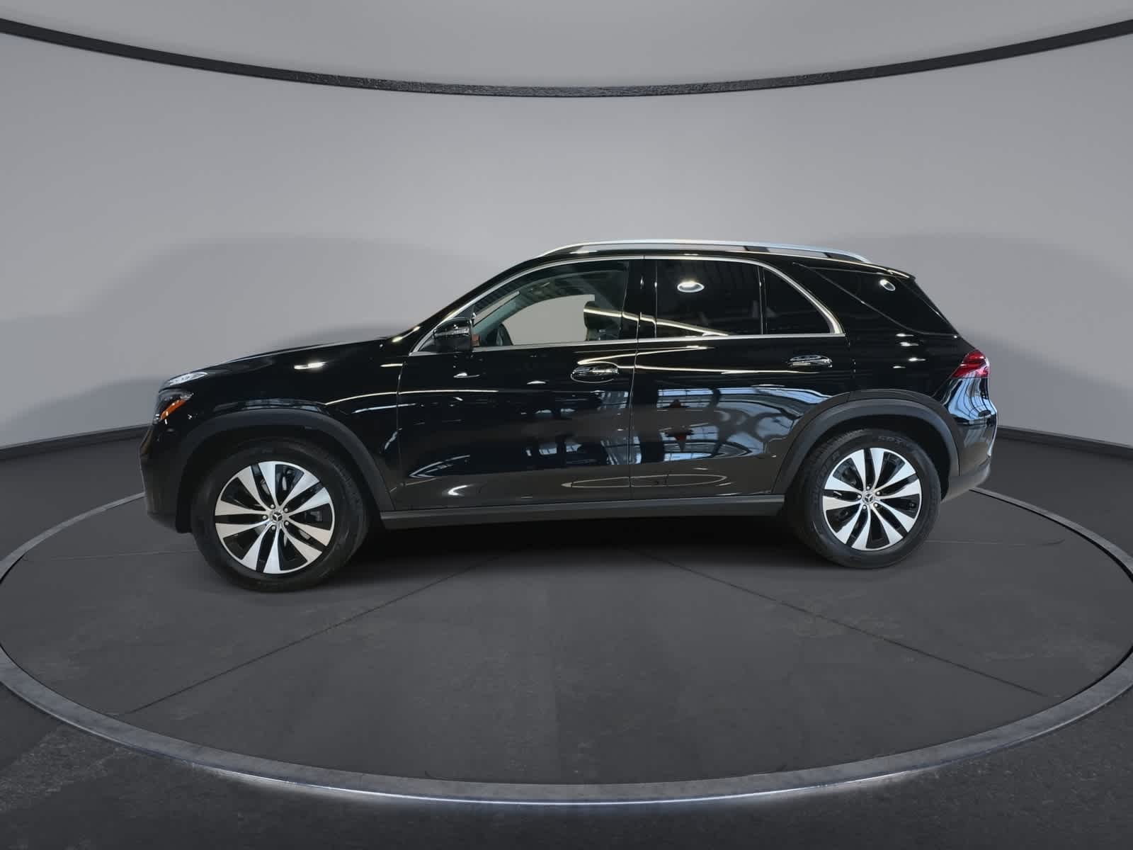 Thumbnail: 2026 Mercedes-Benz GLE - 7