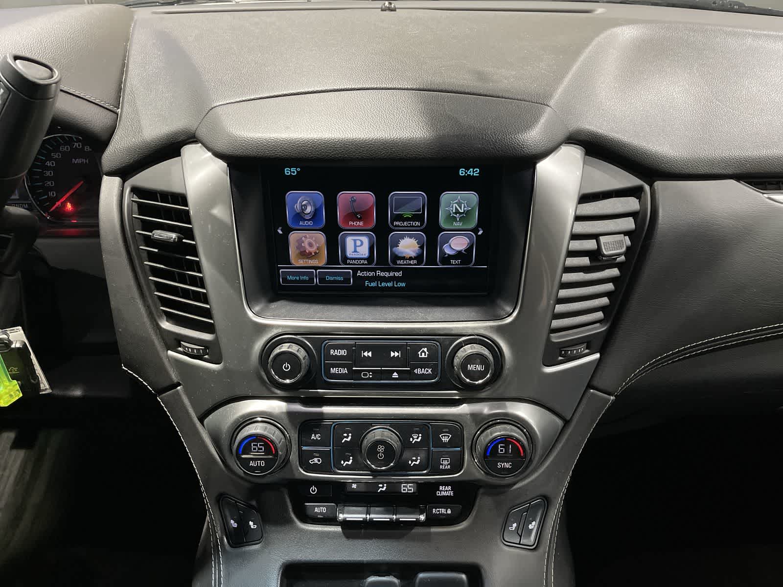 Thumbnail: 2016 Chevrolet Suburban - 28