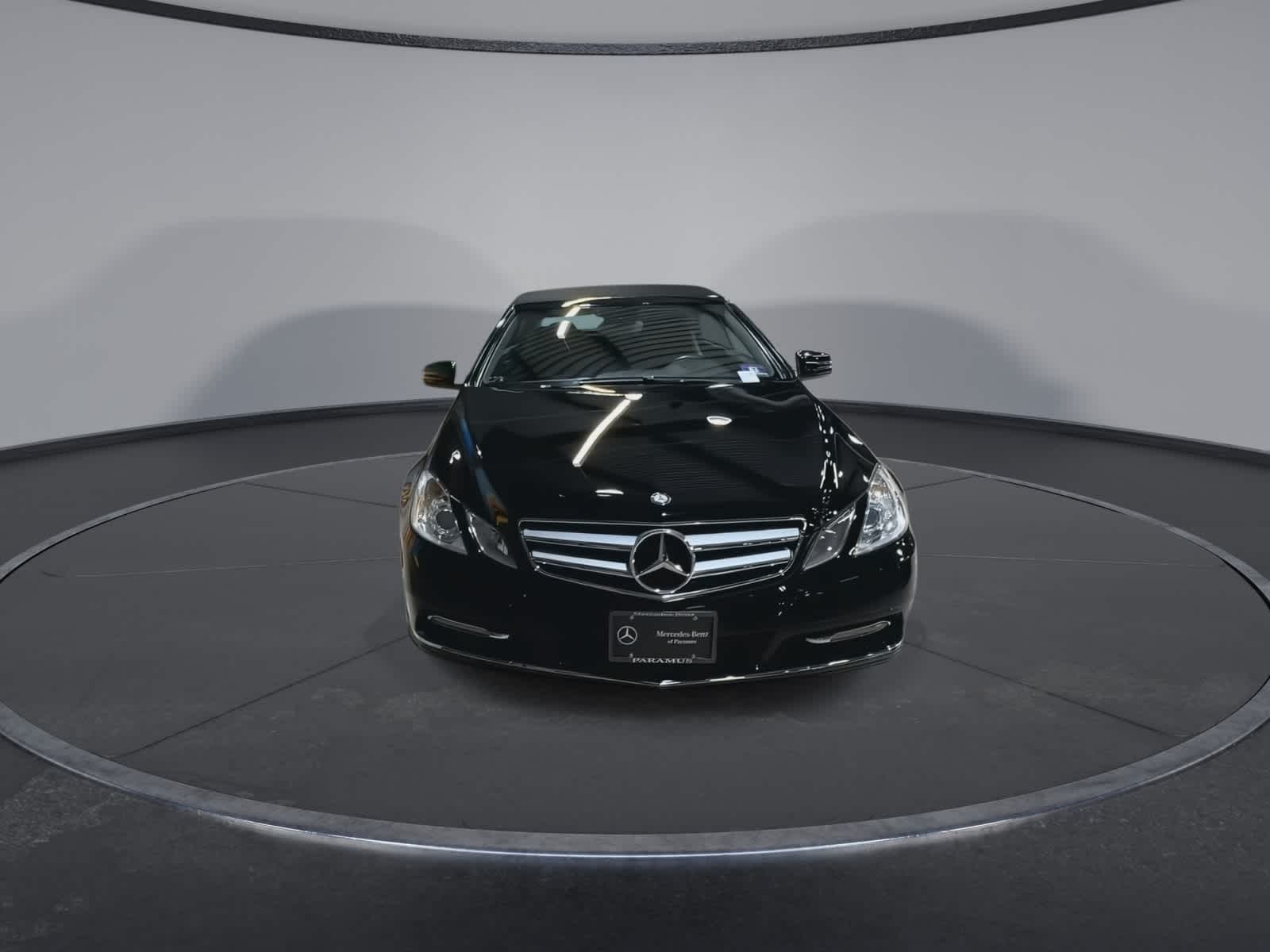 Thumbnail: 2013 Mercedes-Benz E-Class - 3