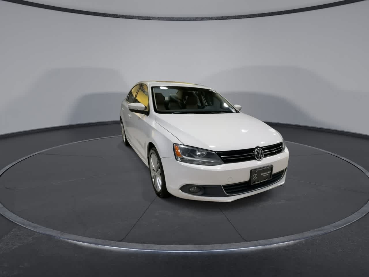 Thumbnail: 2014 Volkswagen Jetta - 3