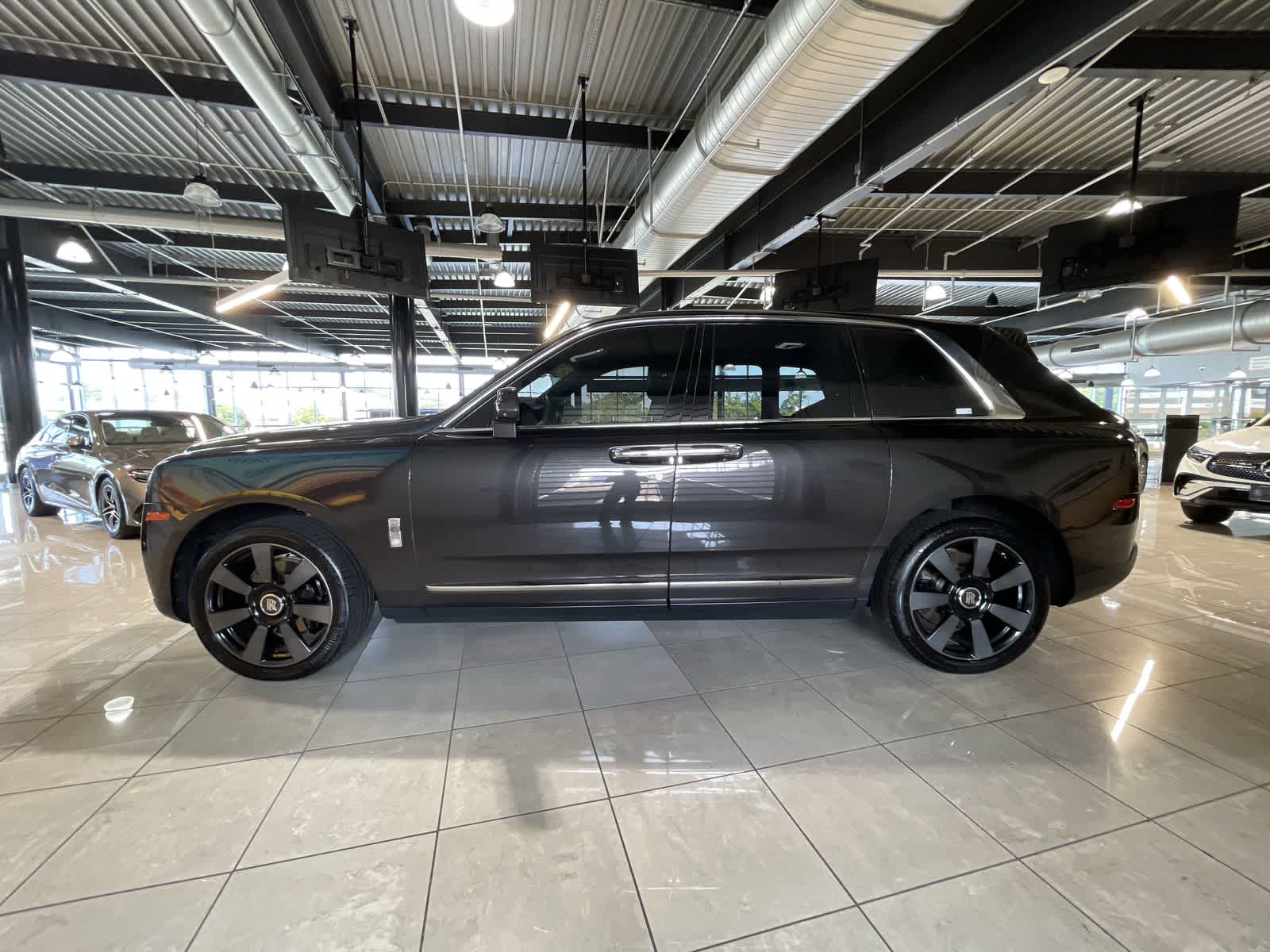 Thumbnail: 2019 Rolls-Royce Cullinan - 15