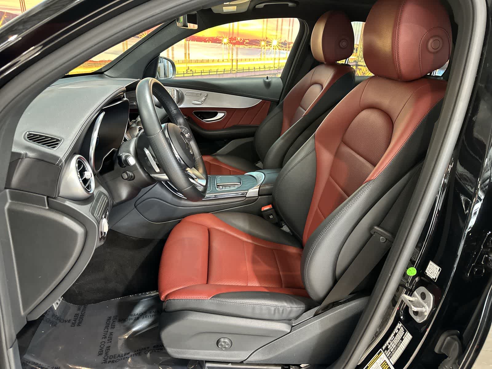 Thumbnail: 2023 Mercedes-Benz GLC - 23