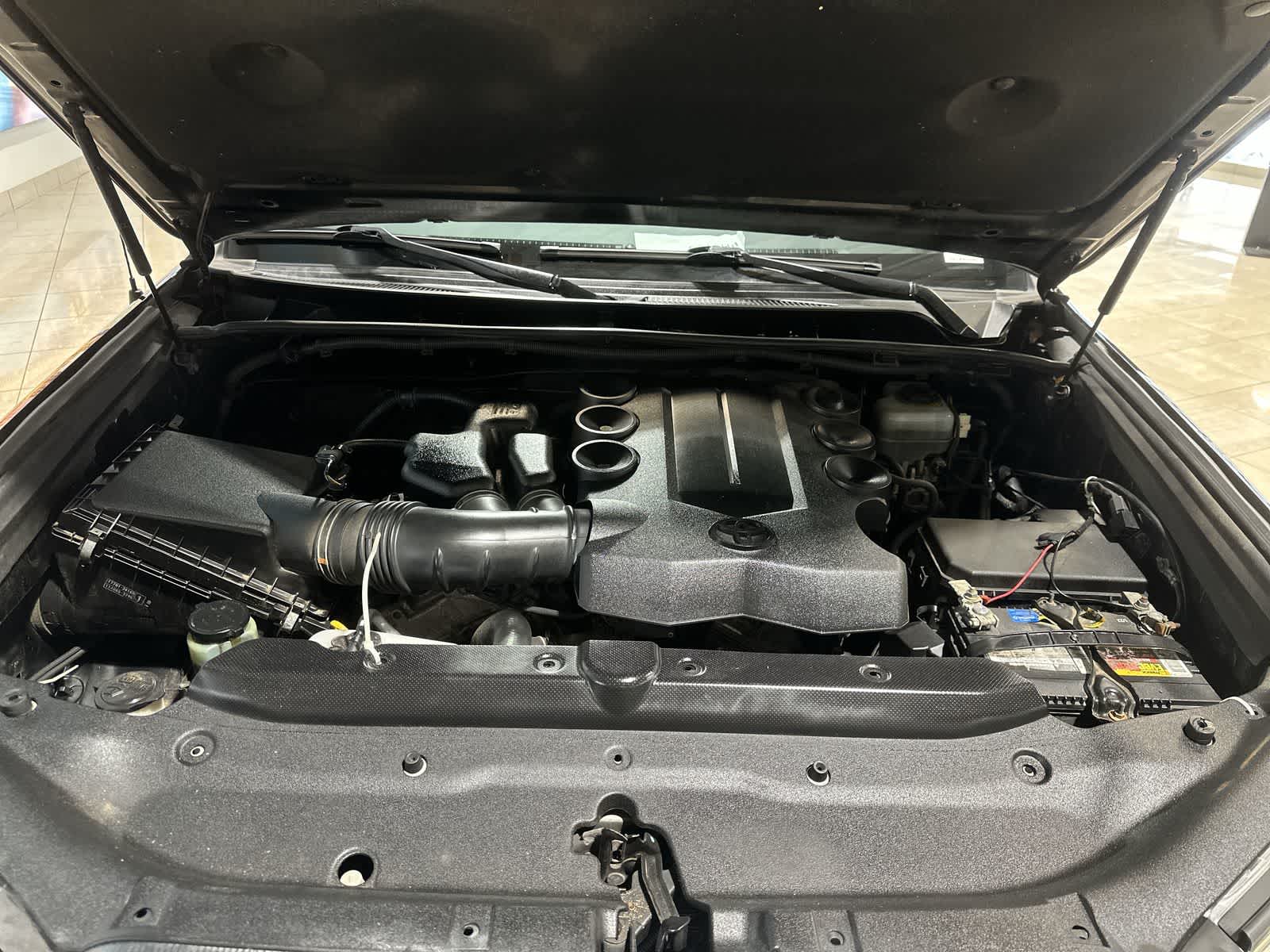 Thumbnail: 2011 Toyota 4Runner - 9