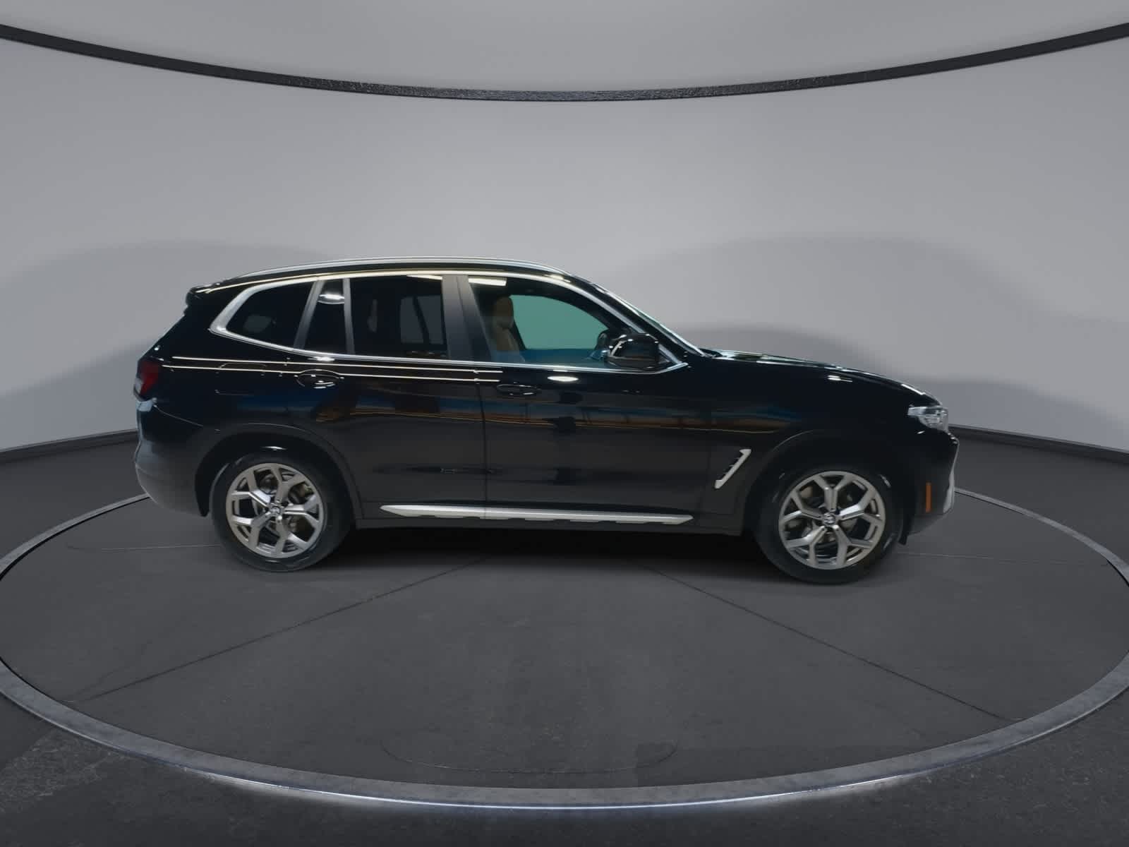 Thumbnail: 2023 BMW X3 - 13