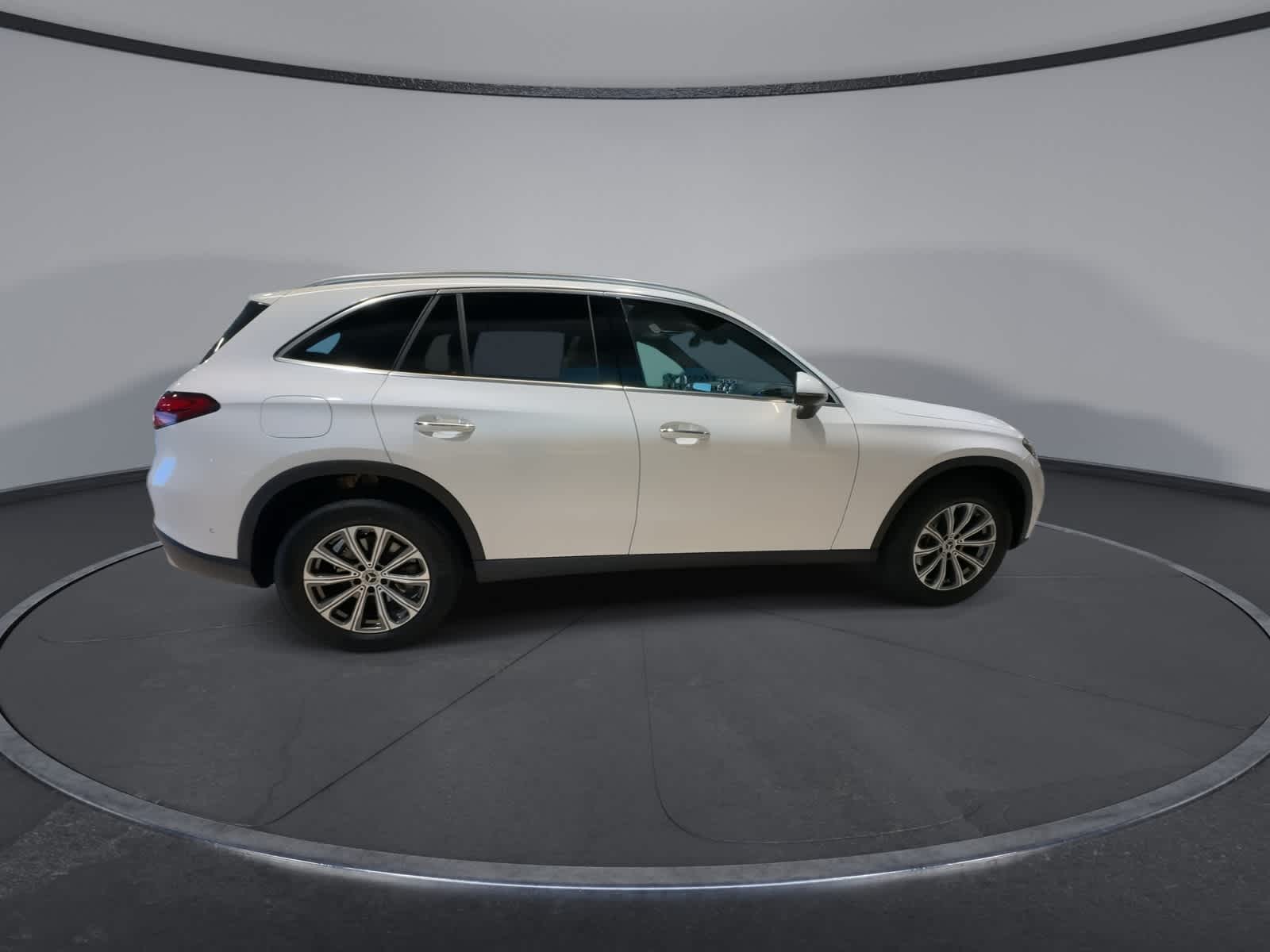 Thumbnail: 2026 Mercedes-Benz GLC - 12
