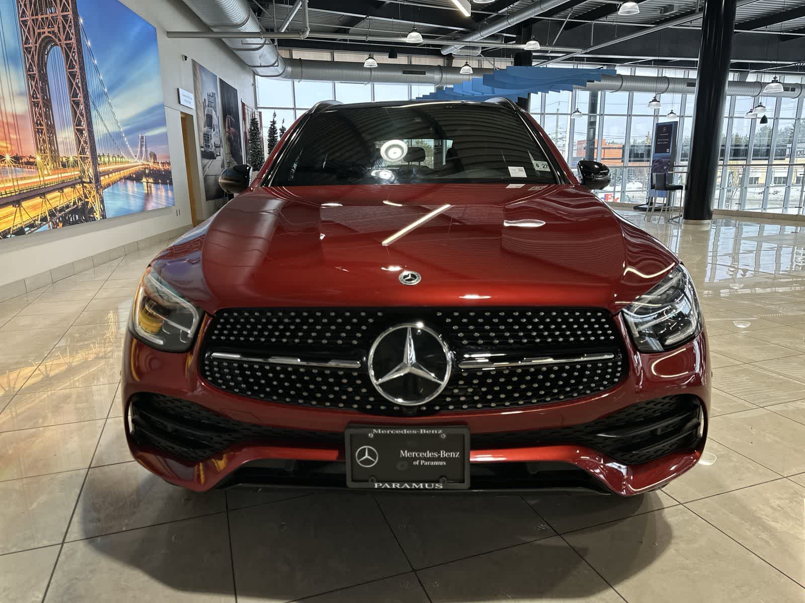 Thumbnail: 2022 Mercedes-Benz GLC - 18