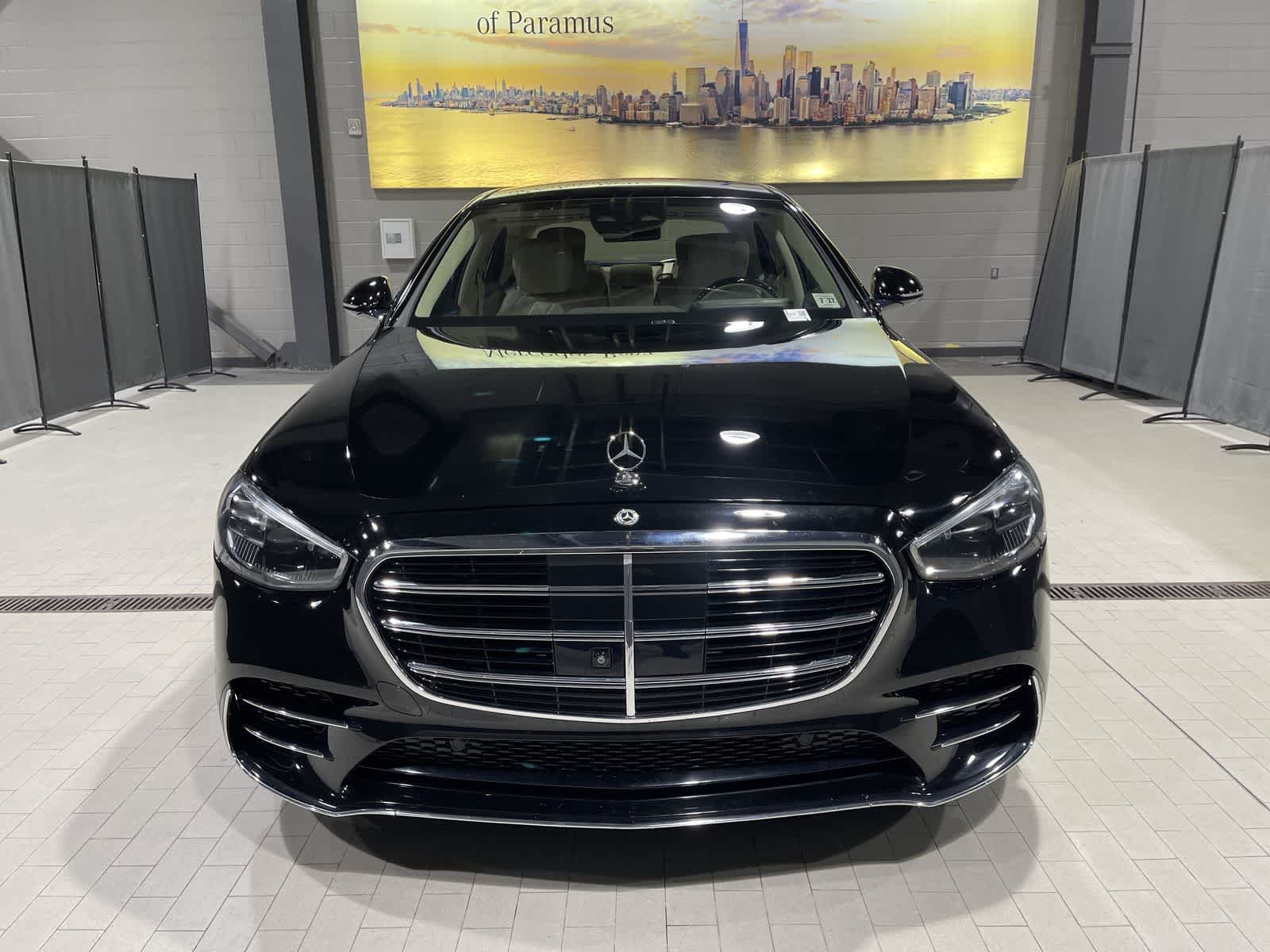 Thumbnail: 2022 Mercedes-Benz S-Class - 18