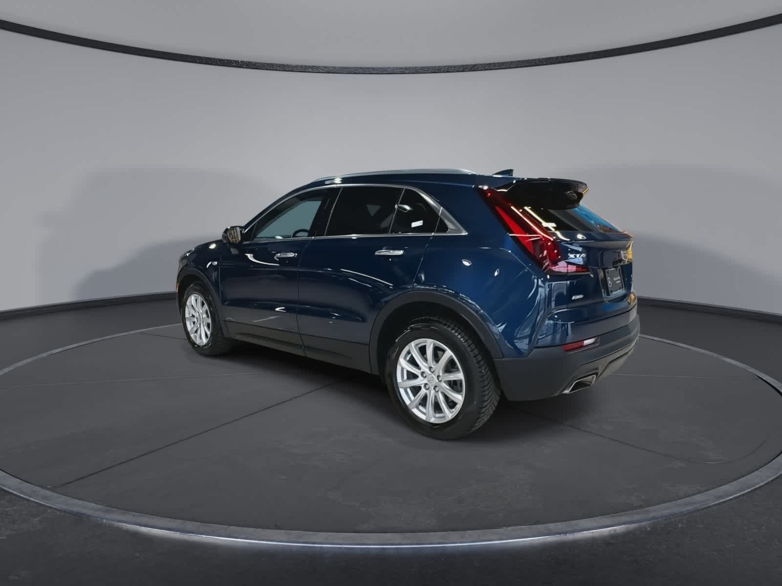 Thumbnail: 2021 Cadillac XT4 - 8