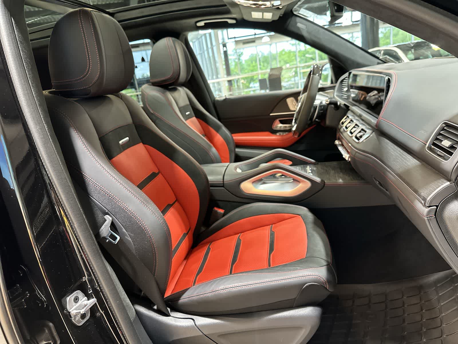 Thumbnail: 2024 Mercedes-Benz GL-Class - 26