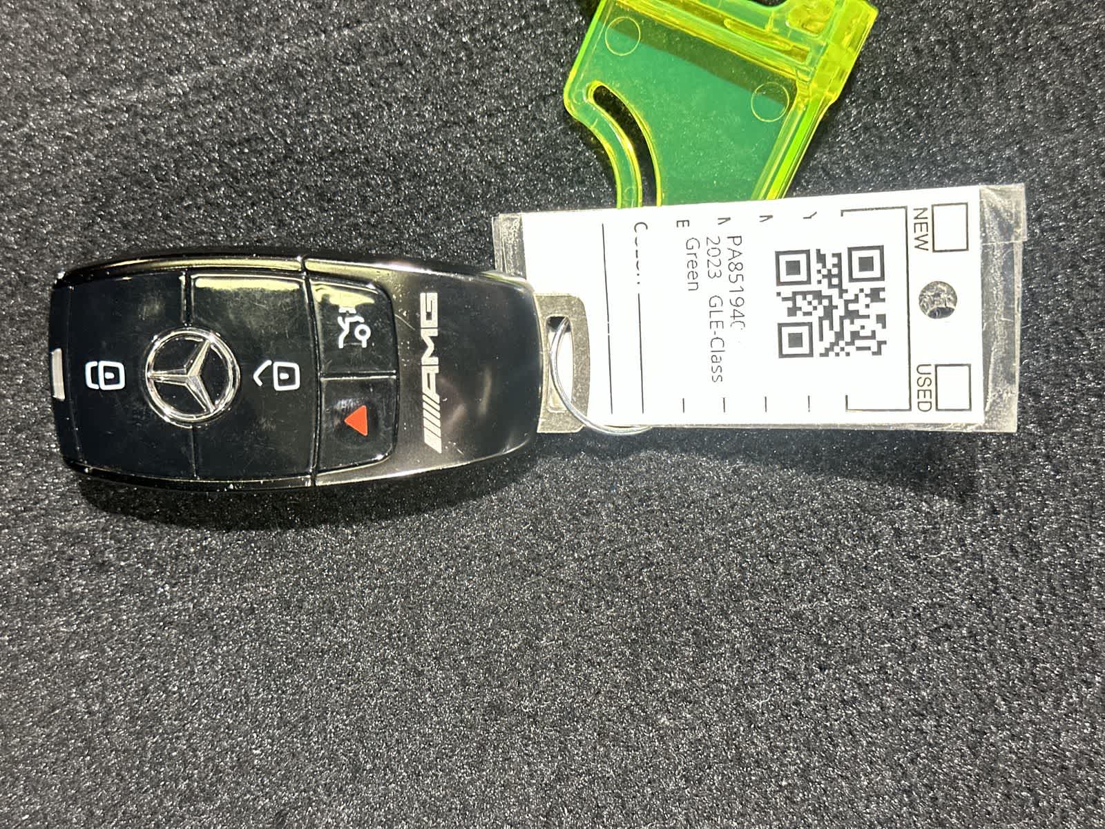 Thumbnail: 2023 Mercedes-Benz GLE - 32