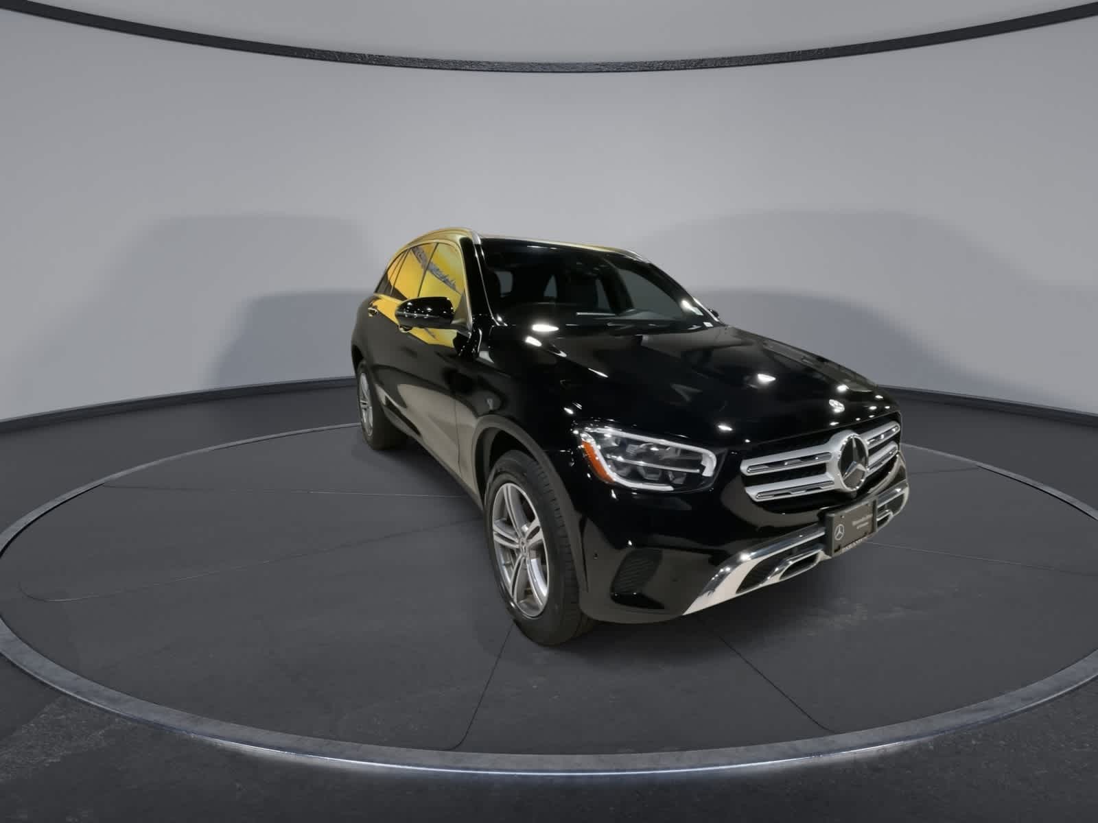 2021 Mercedes Benz GLC 300 4MATIC photo 3