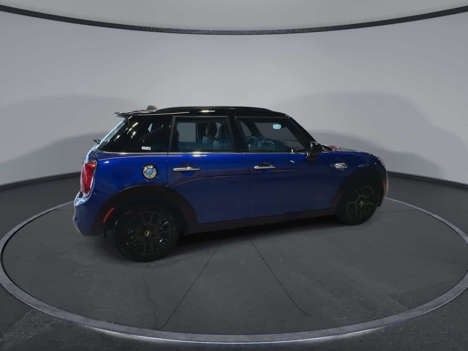 Thumbnail: 2021 MINI Cooper Hardtop - 12