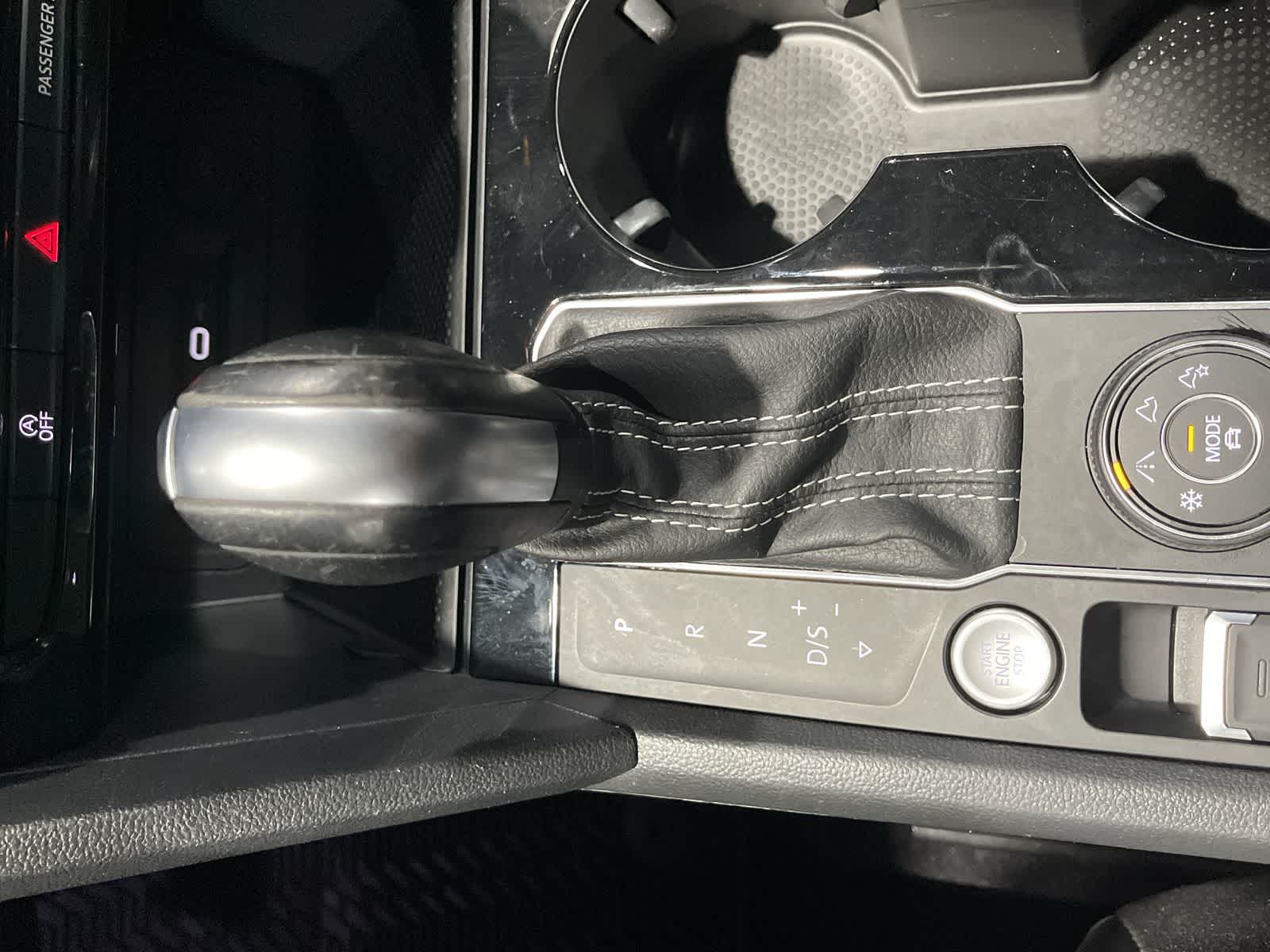 Thumbnail: 2022 Volkswagen Atlas - 29