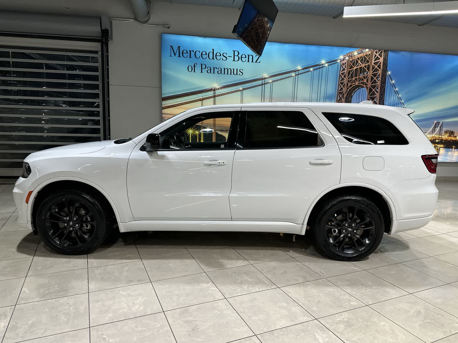 Thumbnail: 2022 Dodge Durango - 15