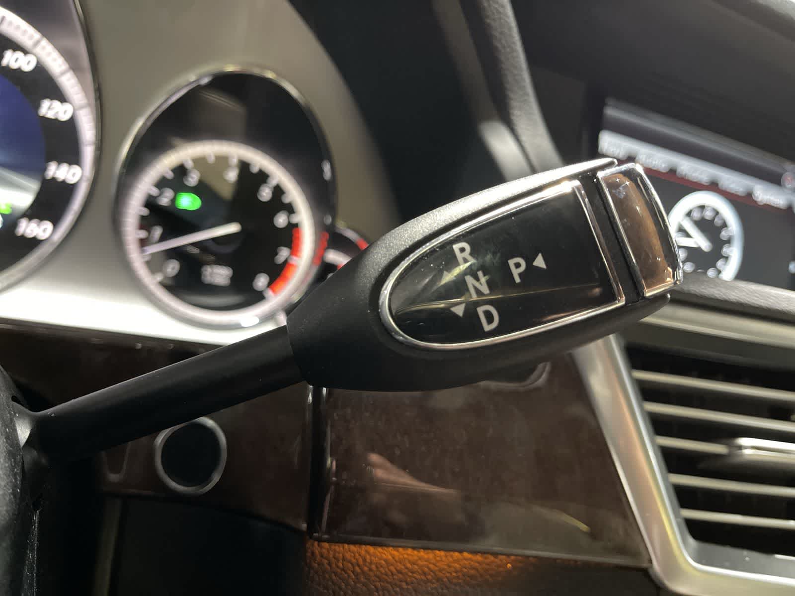 Thumbnail: 2013 Mercedes-Benz E-Class - 29