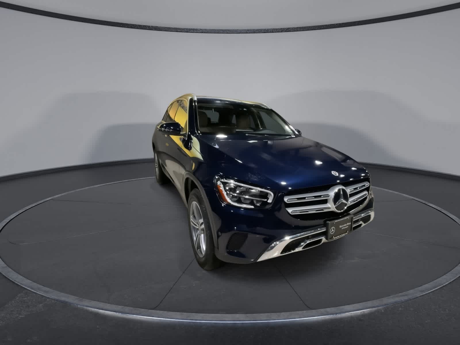 Thumbnail: 2022 Mercedes-Benz GLC - 3