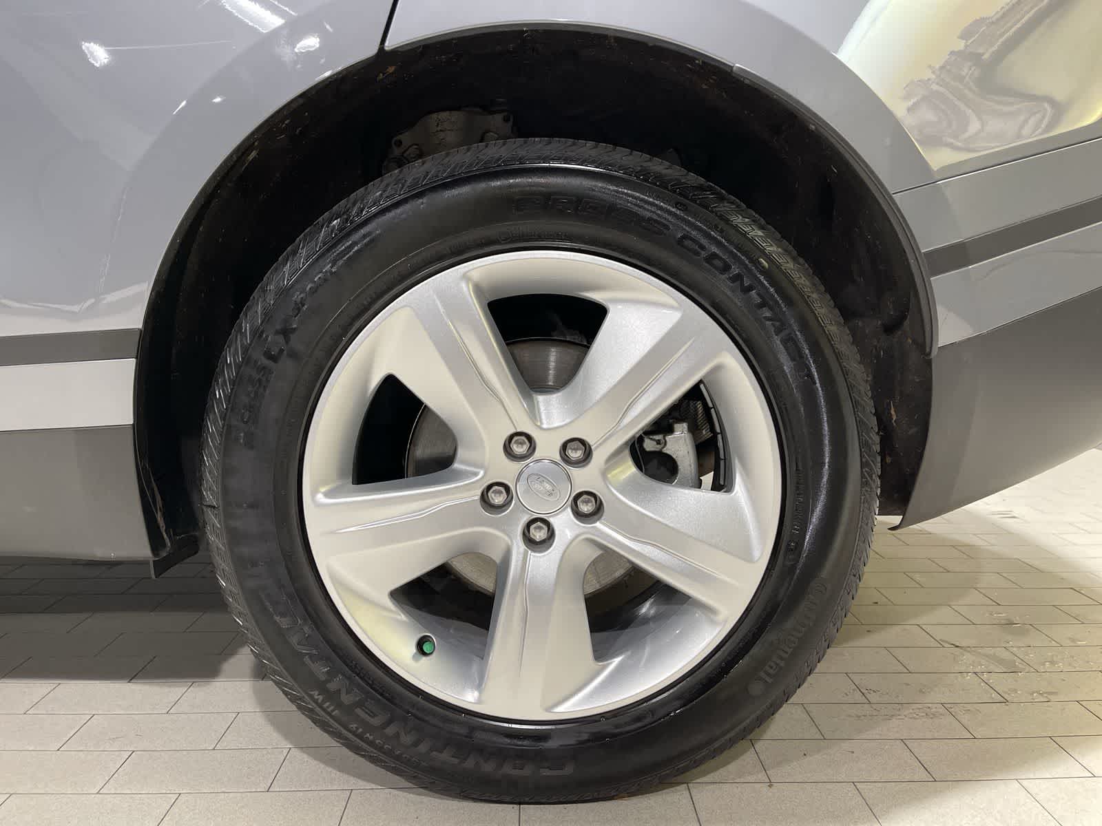 Thumbnail: 2025 Land Rover Range Rover Velar - 20