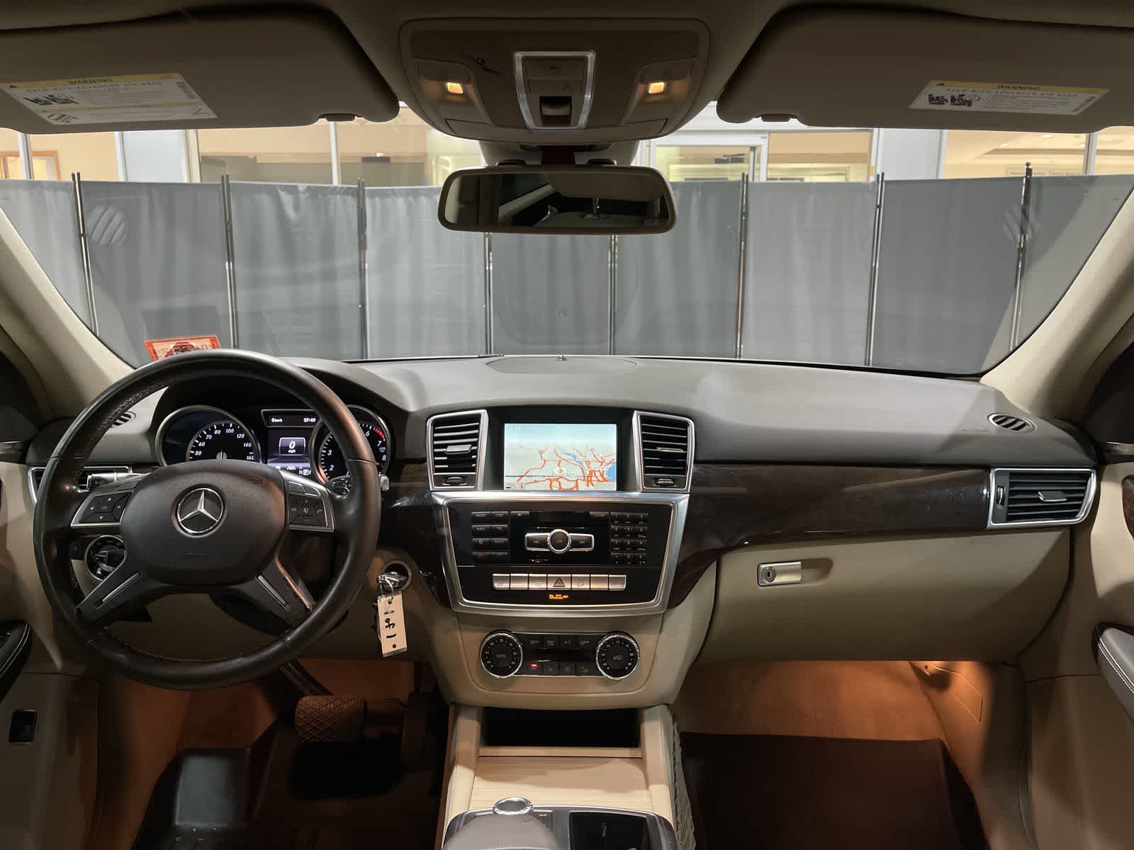 Thumbnail: 2013 Mercedes-Benz M-Class - 22