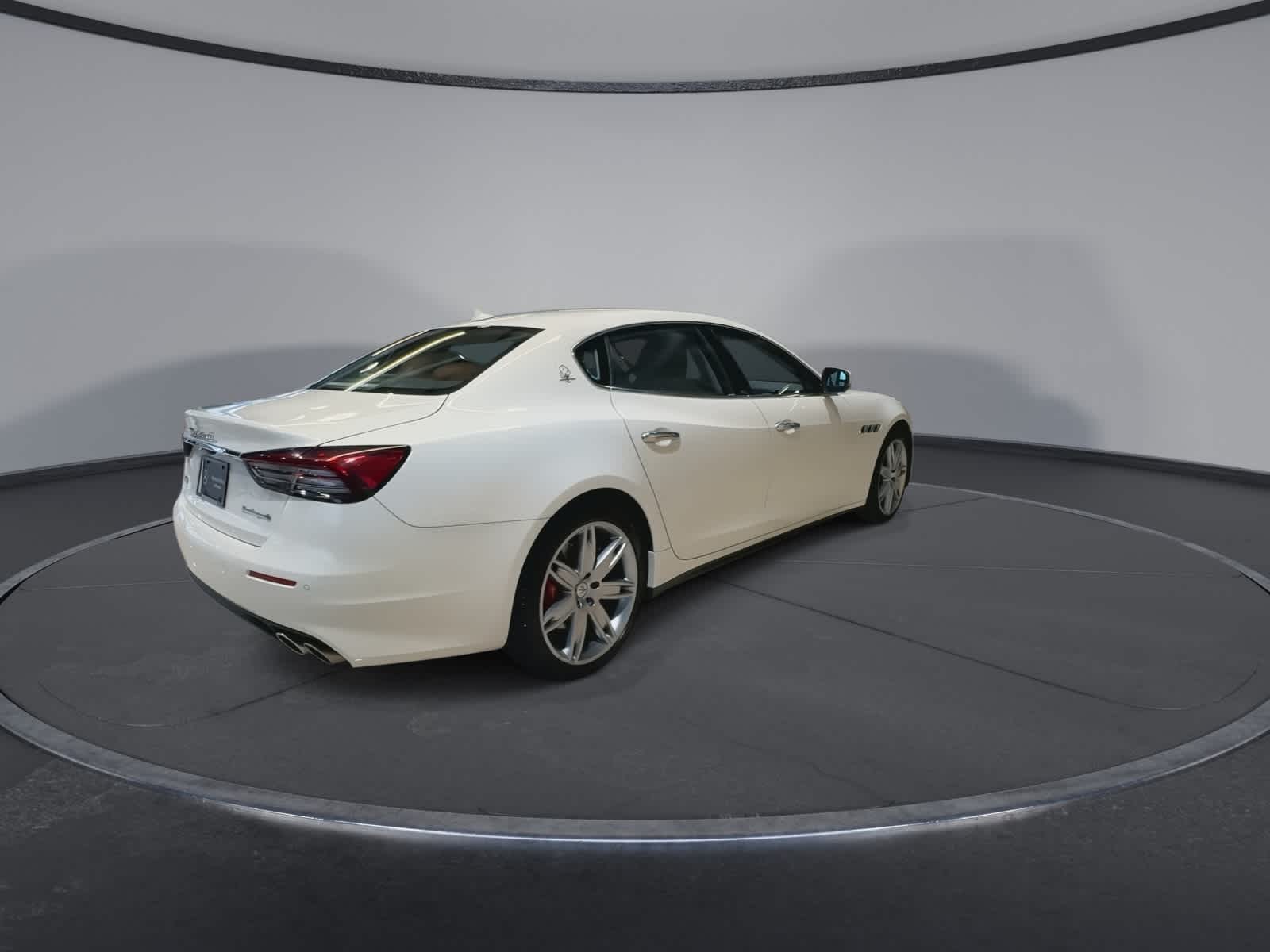 Thumbnail: 2021 Maserati Quattroporte - 11