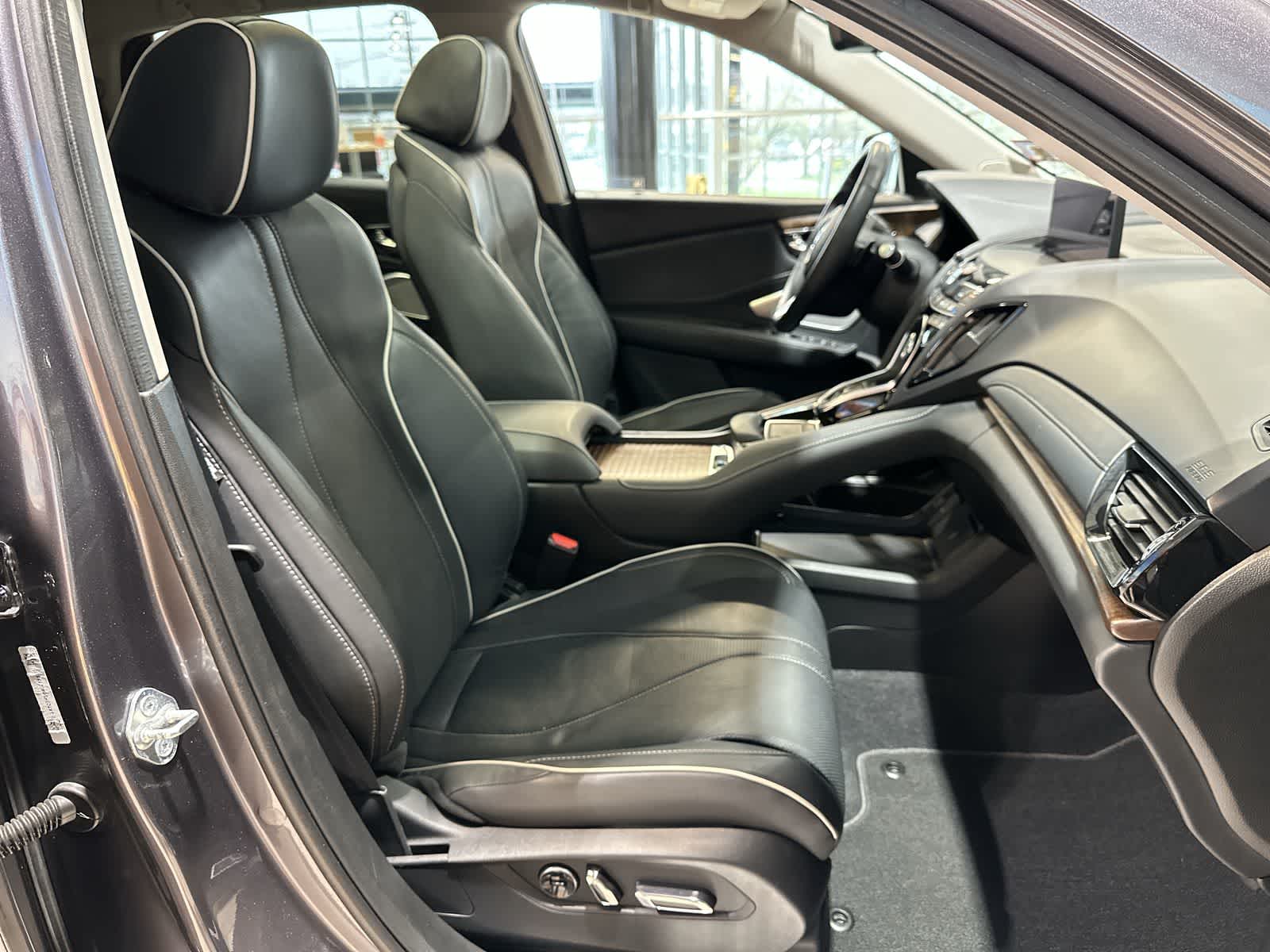 Thumbnail: 2021 Acura RDX - 26