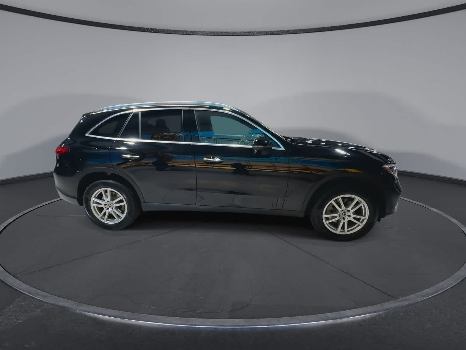 Thumbnail: 2023 Mercedes-Benz GLC - 12