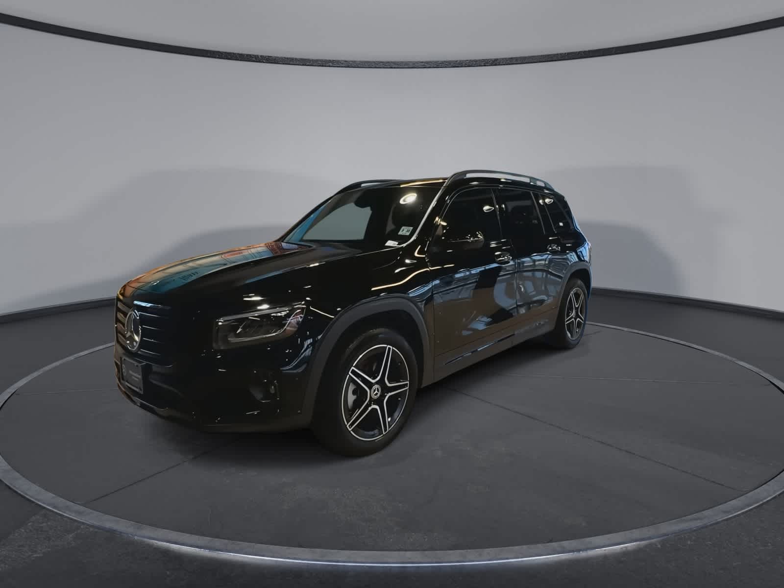 Thumbnail: 2025 Mercedes-Benz GLB - 5