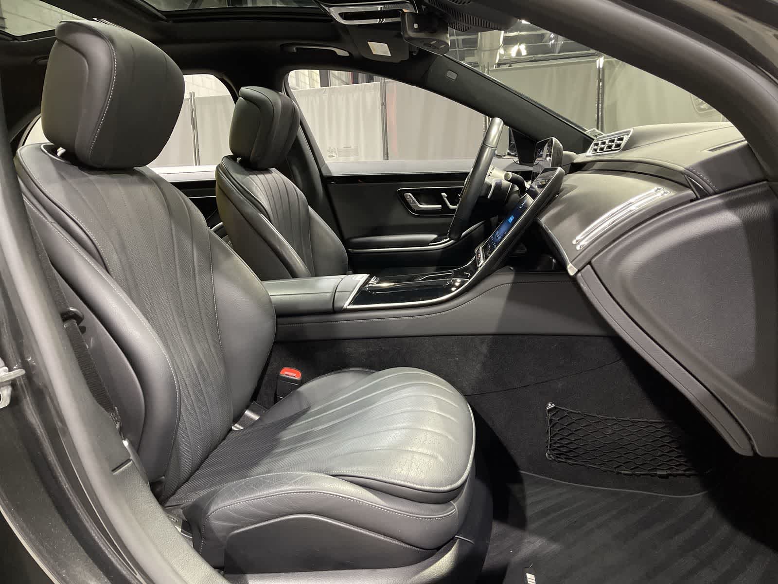 Thumbnail: 2022 Mercedes-Benz S-Class - 26