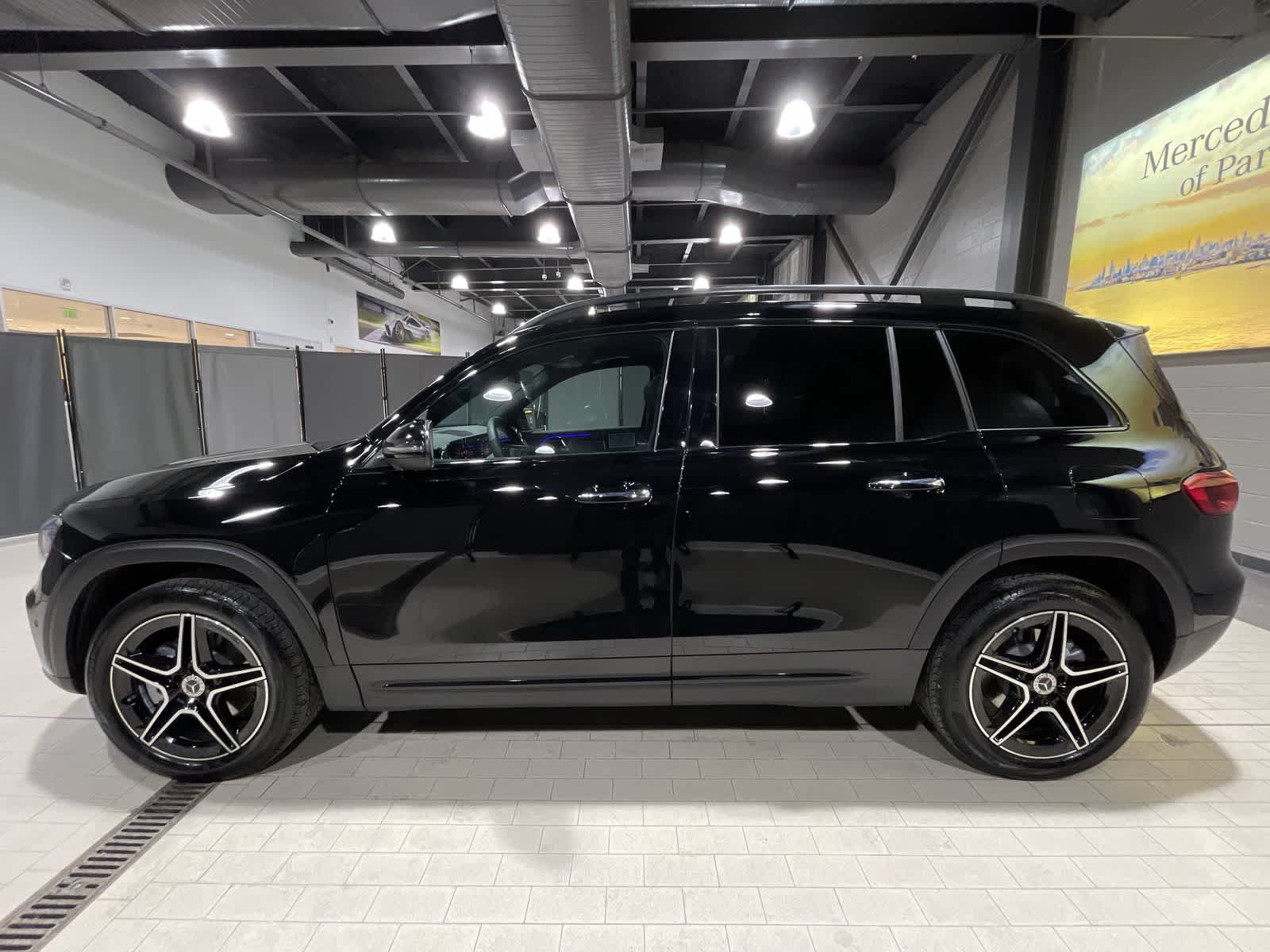 Thumbnail: 2025 Mercedes-Benz GLB - 15