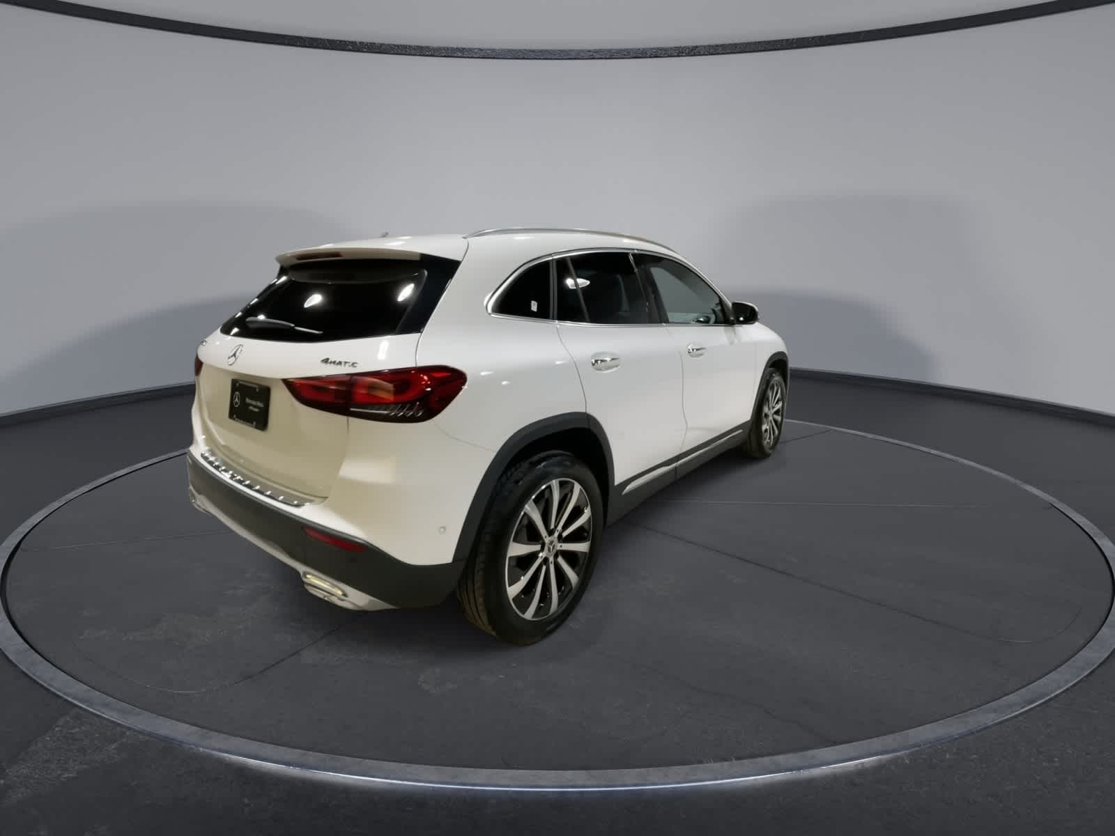 Thumbnail: 2023 Mercedes-Benz GLA - 11