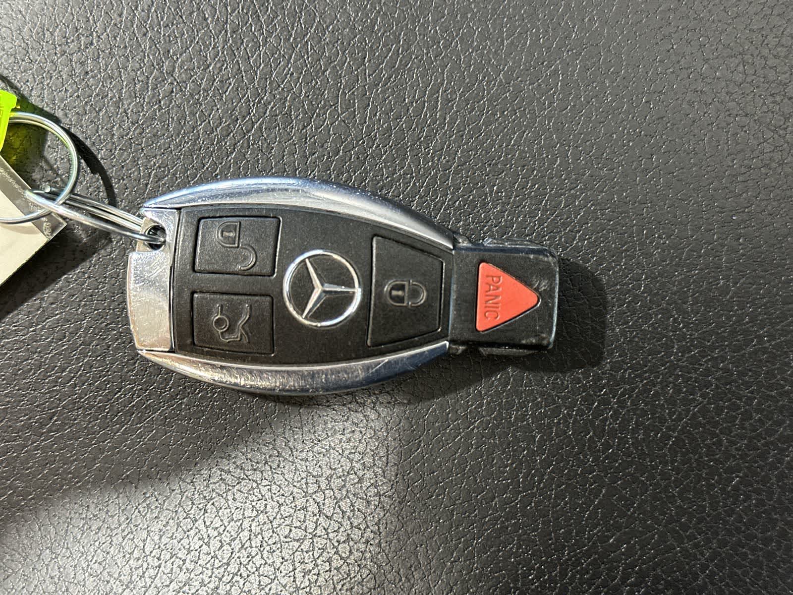 Thumbnail: 2014 Mercedes-Benz GLK - 32