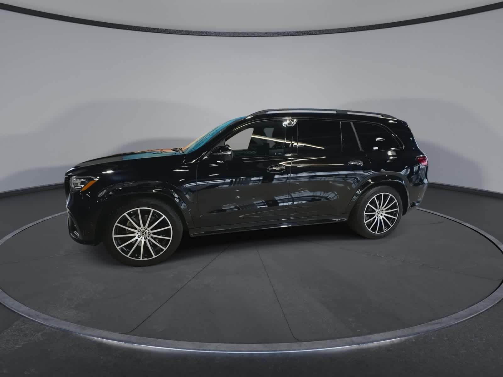 Thumbnail: 2025 Mercedes-Benz GLS - 6