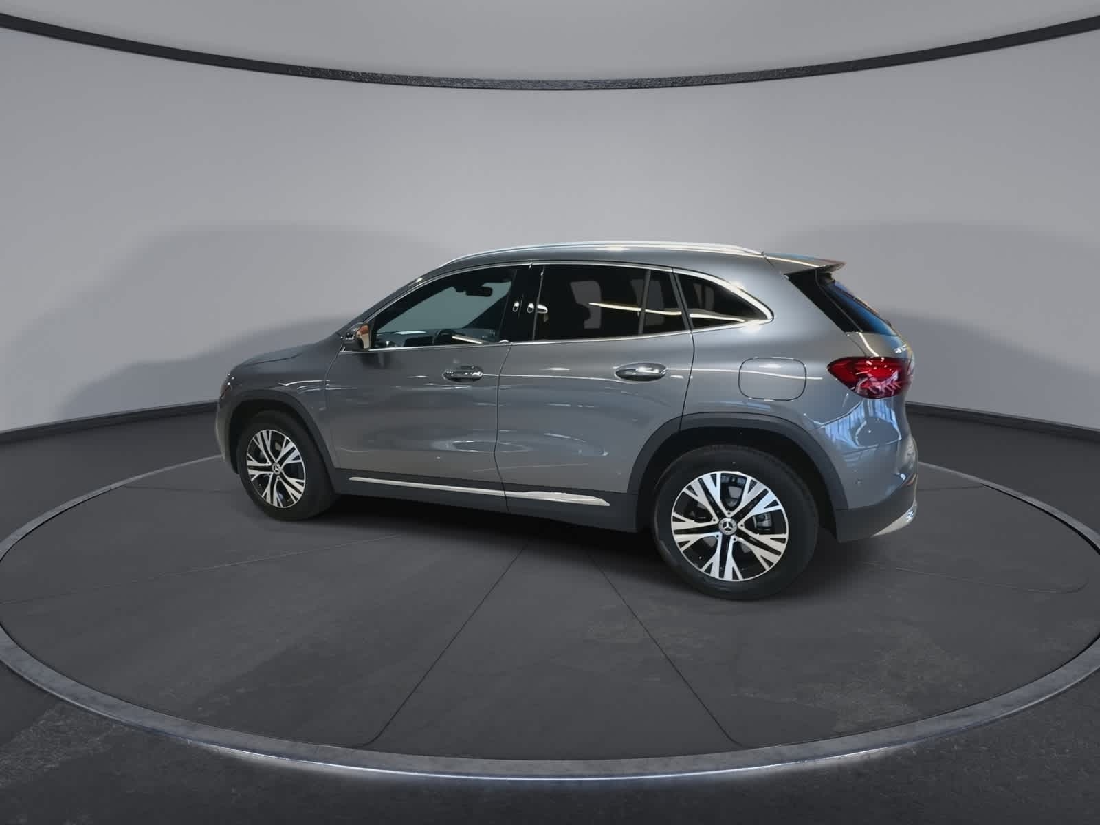 Thumbnail: 2026 Mercedes-Benz GLA - 8