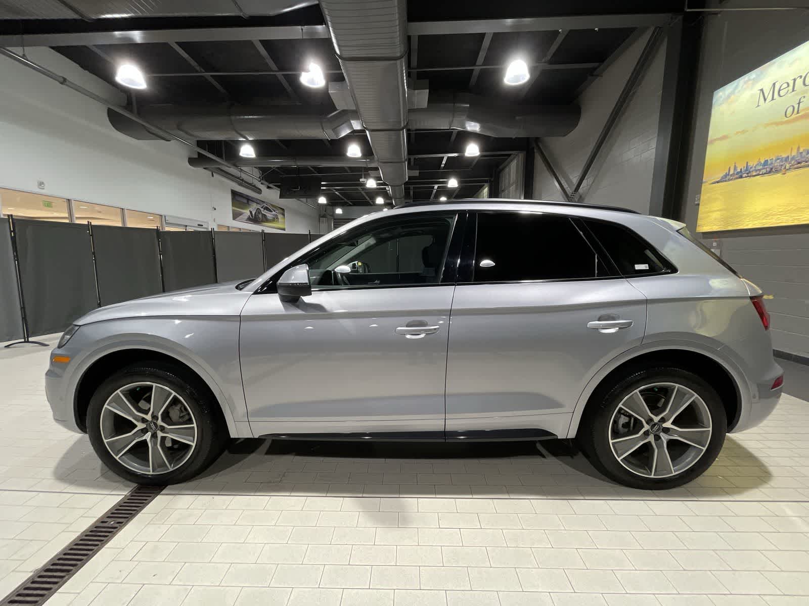 Thumbnail: 2019 Audi Q5 - 15