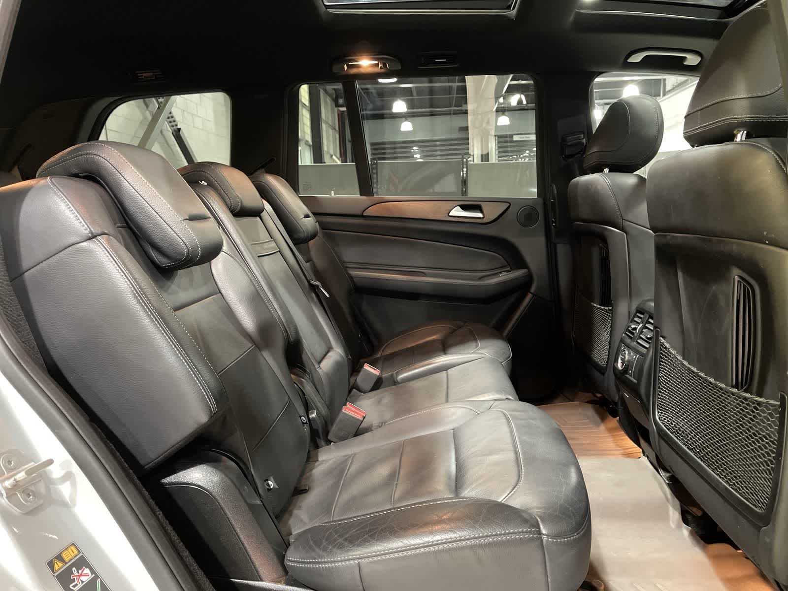 Thumbnail: 2017 Mercedes-Benz GLS - 25