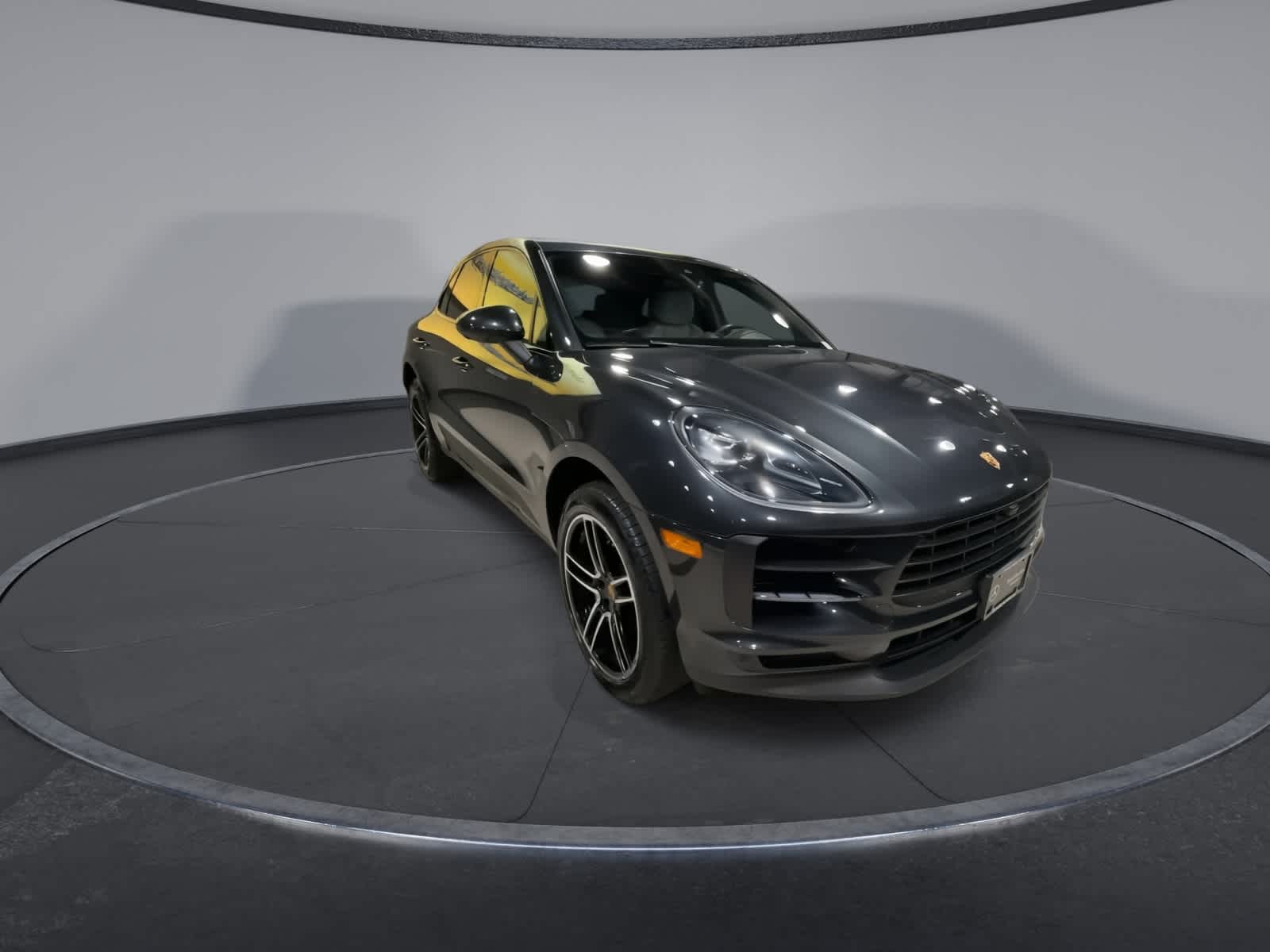 2021 Porsche Macan S photo 3
