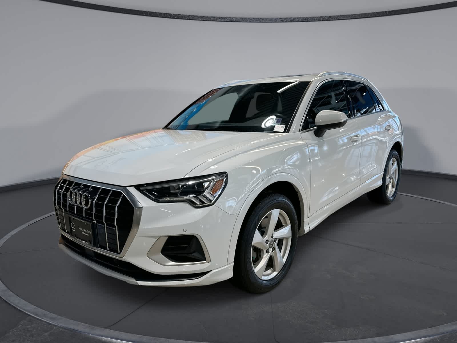 Thumbnail: 2019 Audi Q3 - 1