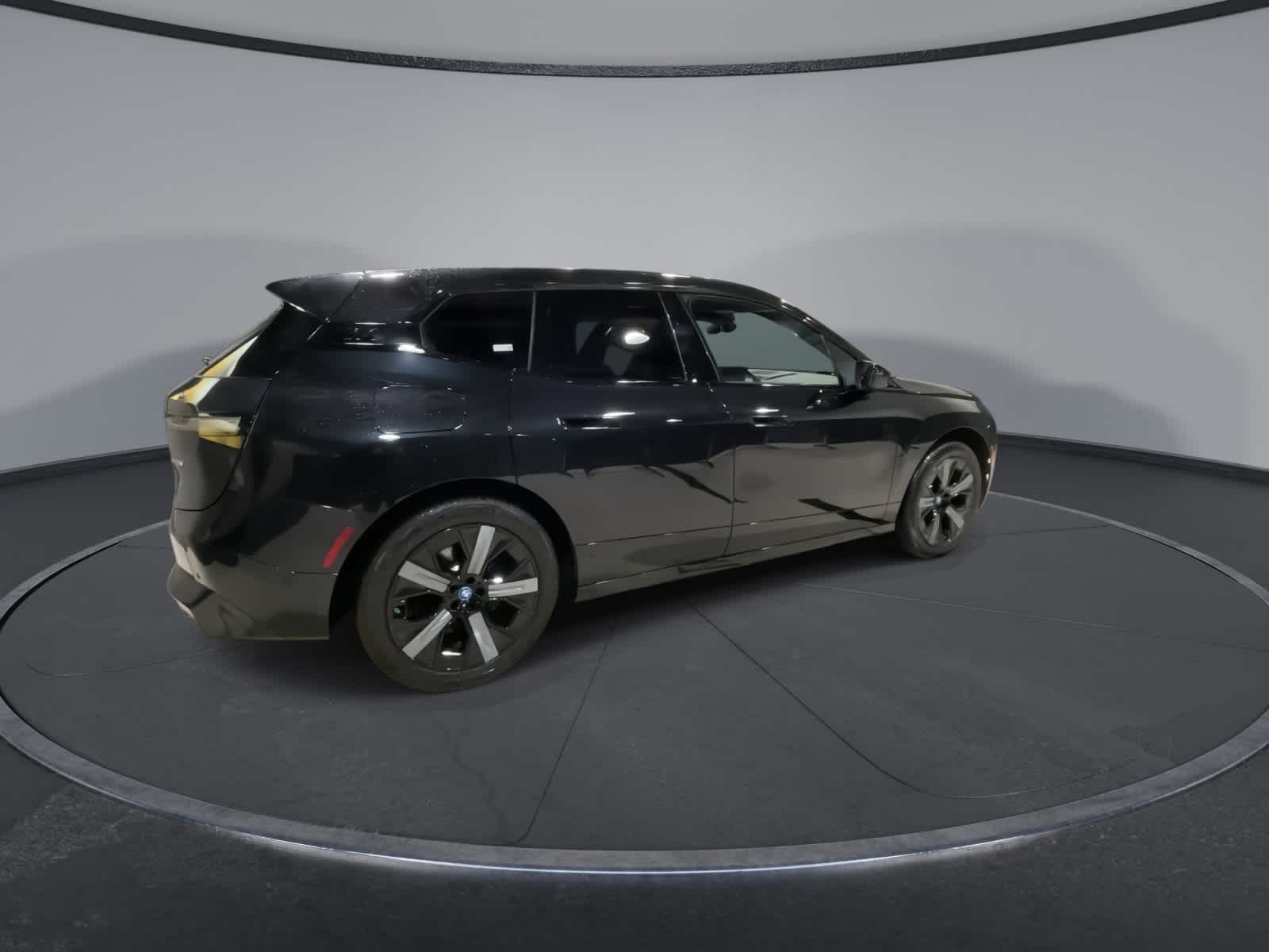 Thumbnail: 2023 BMW iX - 12