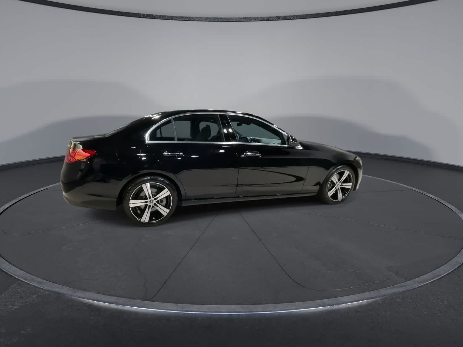 Thumbnail: 2025 Mercedes-Benz C-Class - 12