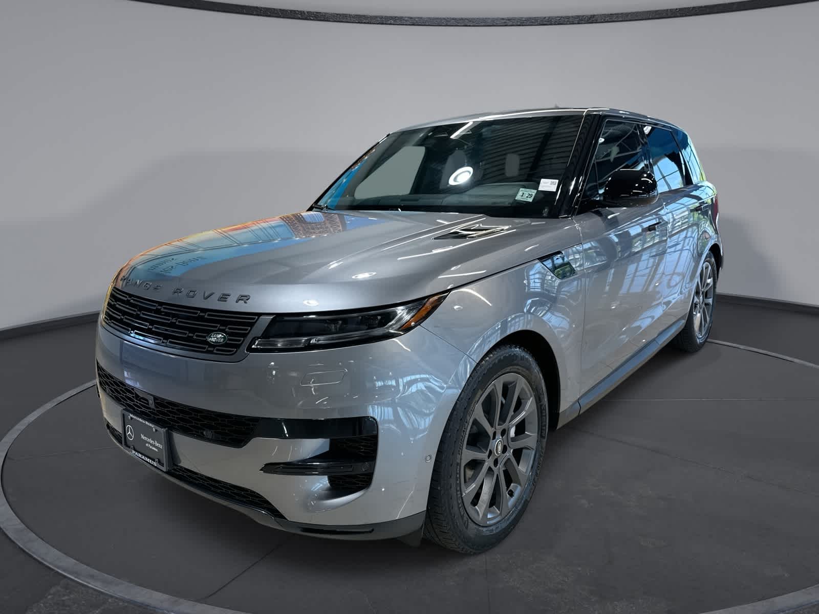 Thumbnail: 2024 Land Rover Range Rover Sport - 1
