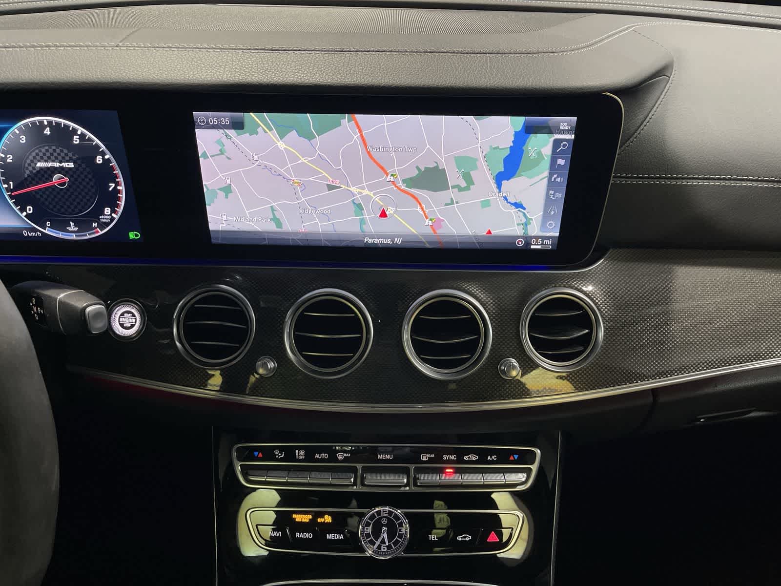 Thumbnail: 2018 Mercedes-Benz E-Class - 28