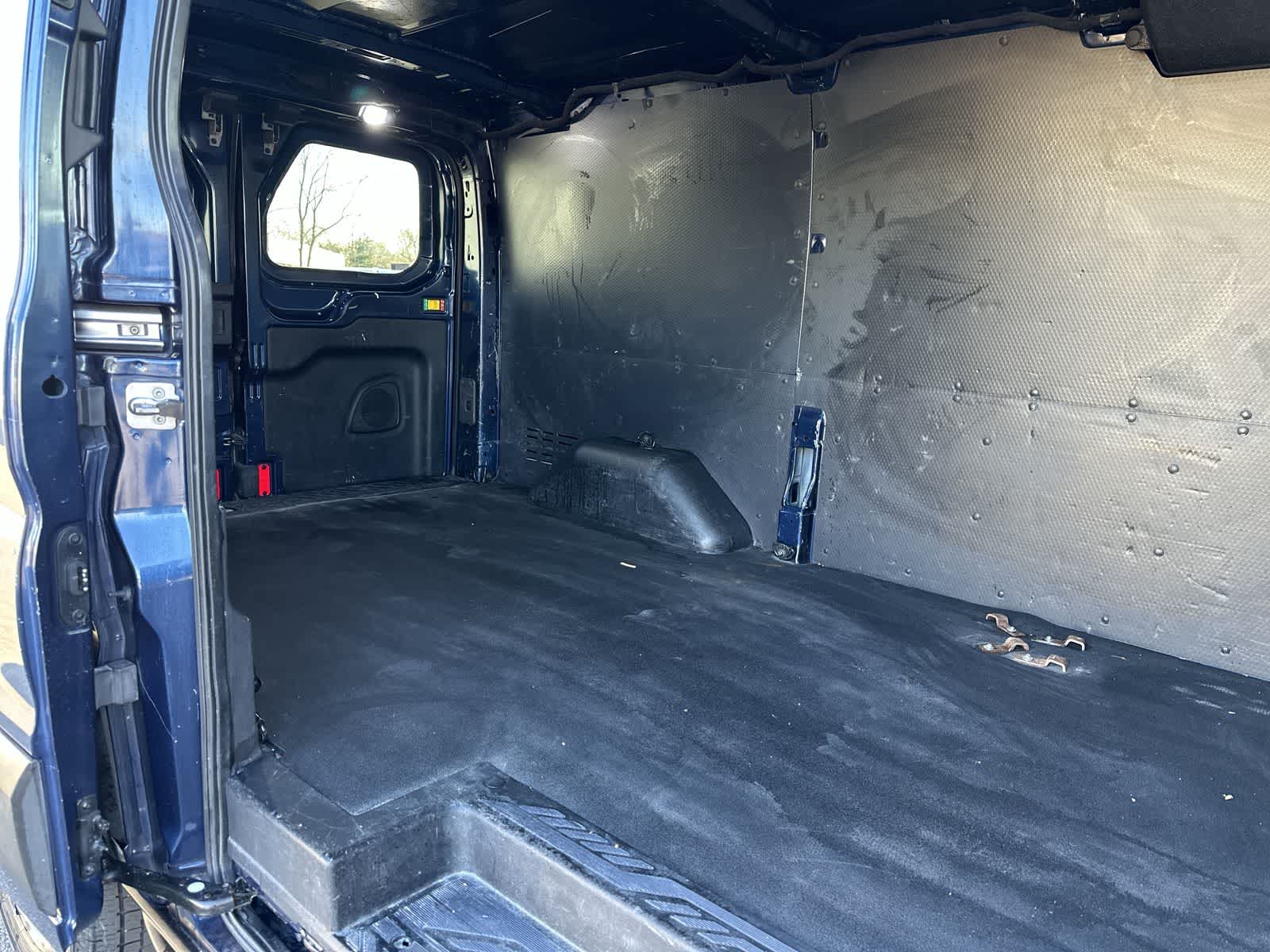 Thumbnail: 2019 Ford Transit Series - 25