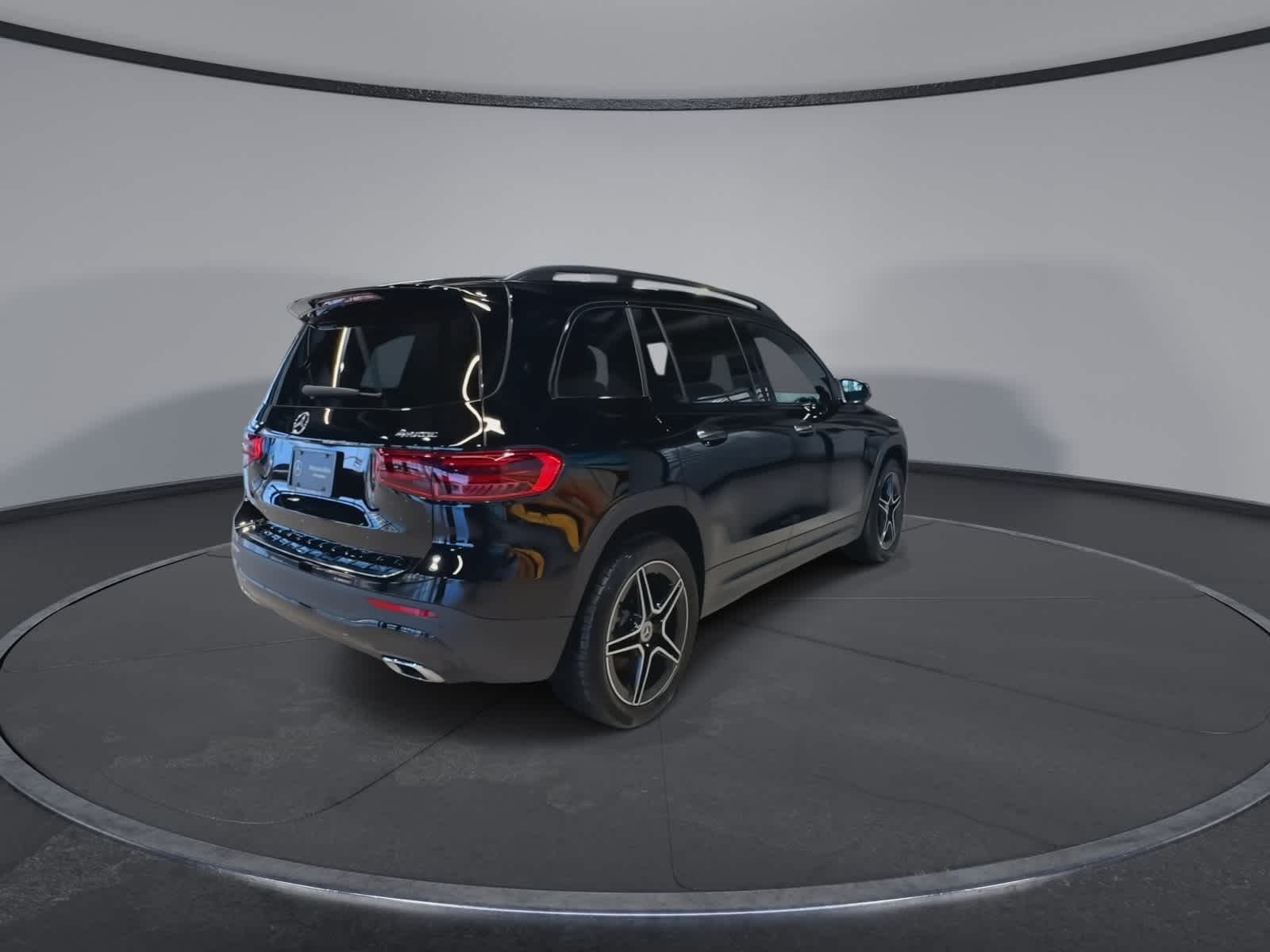 Thumbnail: 2025 Mercedes-Benz GLB - 11