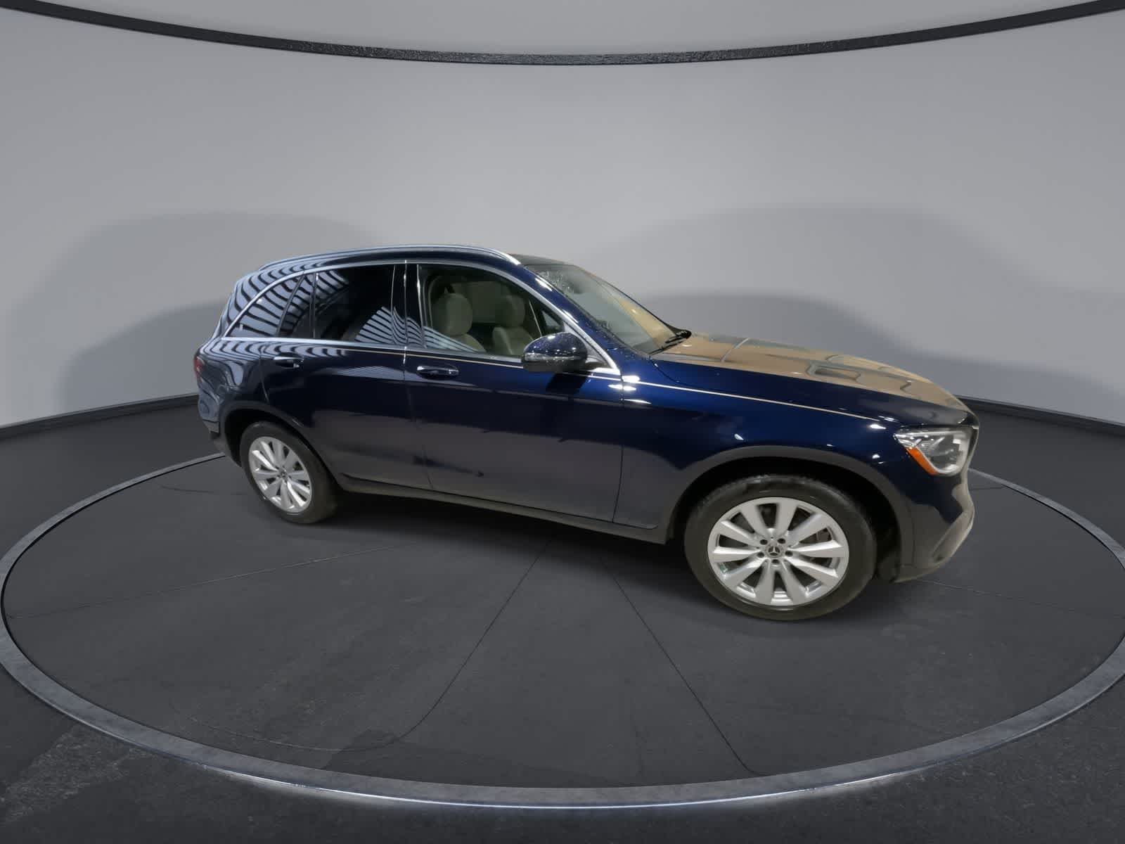 Thumbnail: 2021 Mercedes-Benz GLC - 2