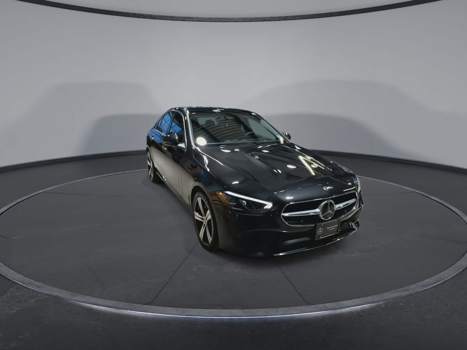 Thumbnail: 2025 Mercedes-Benz C-Class - 3